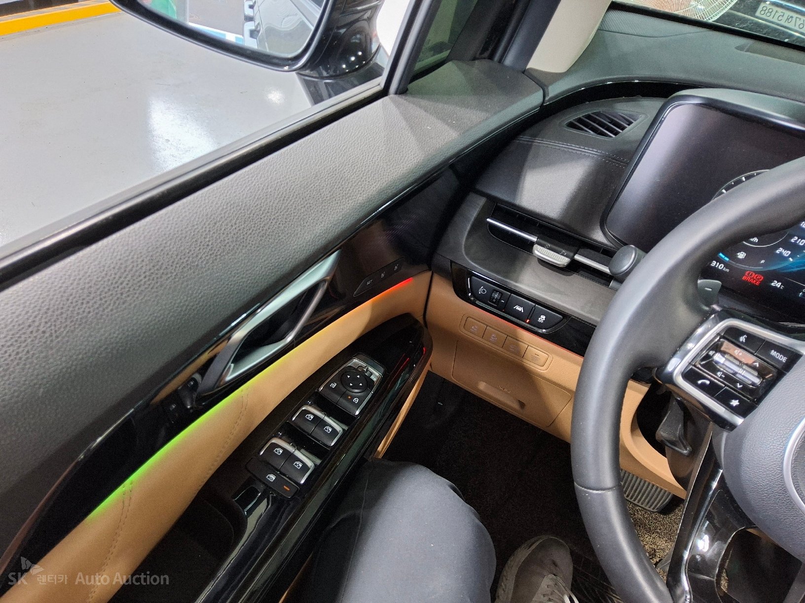 2021 - kia carnival