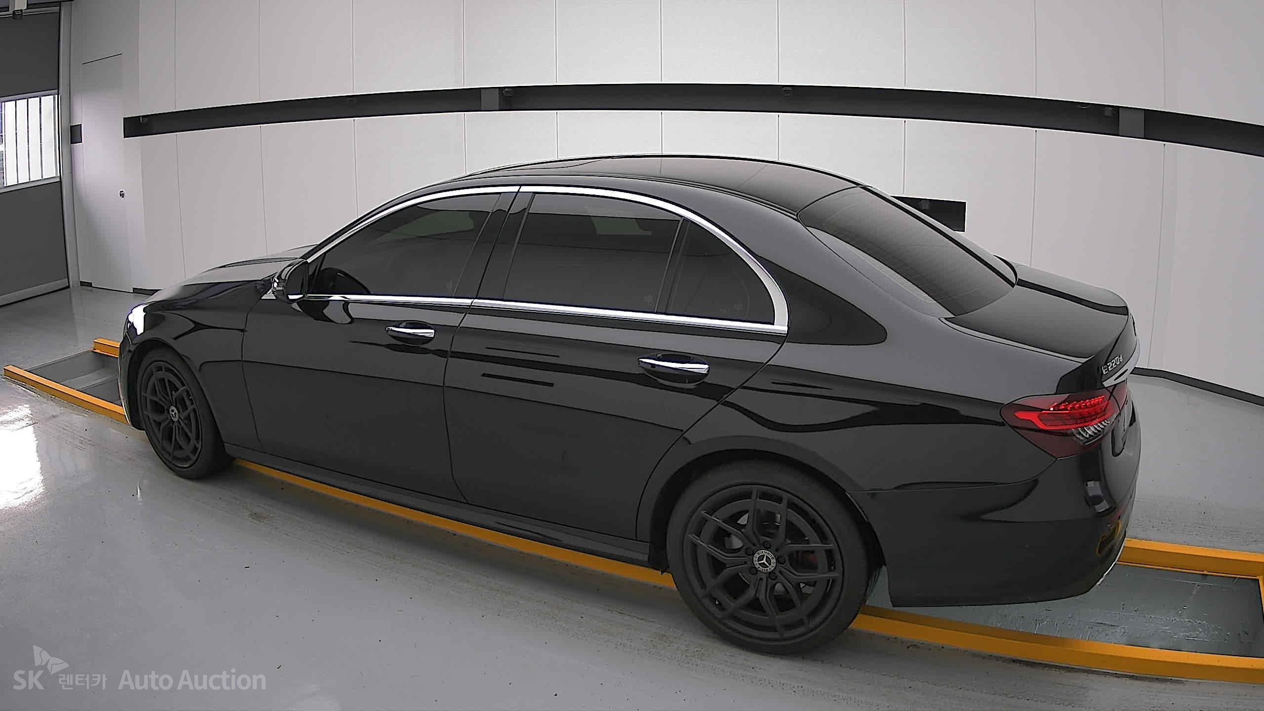 2021 - mercedes-benz e220d