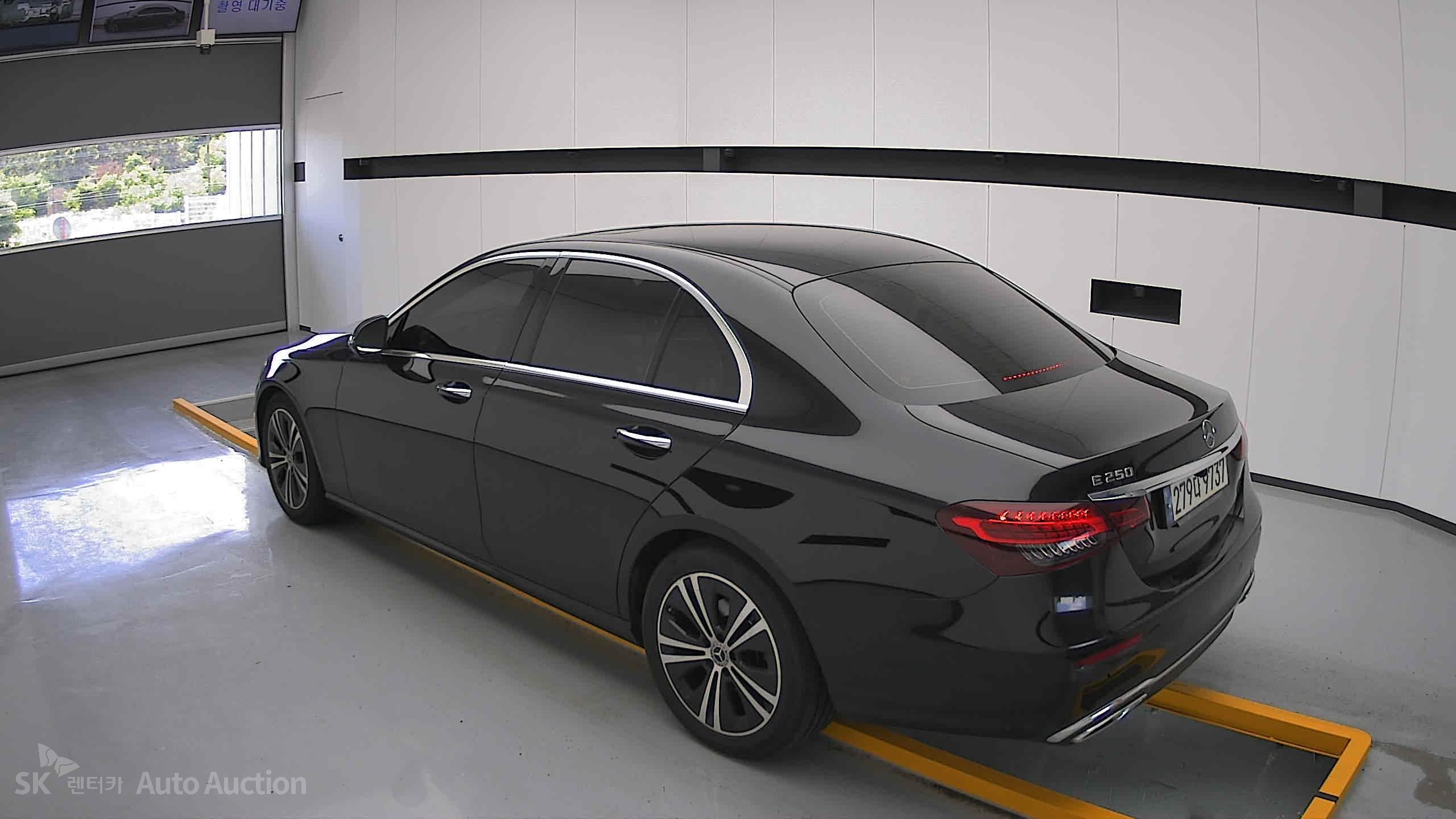 2021 - mercedes-benz e250