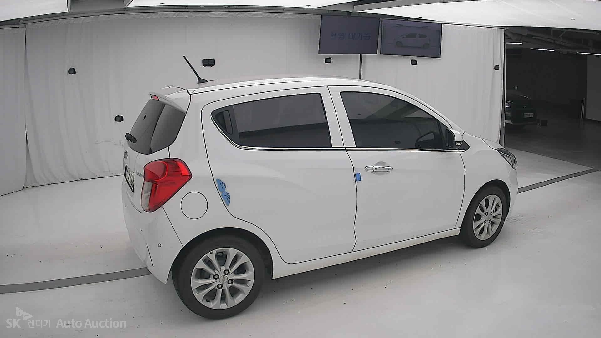 2021 - chevrolet spark