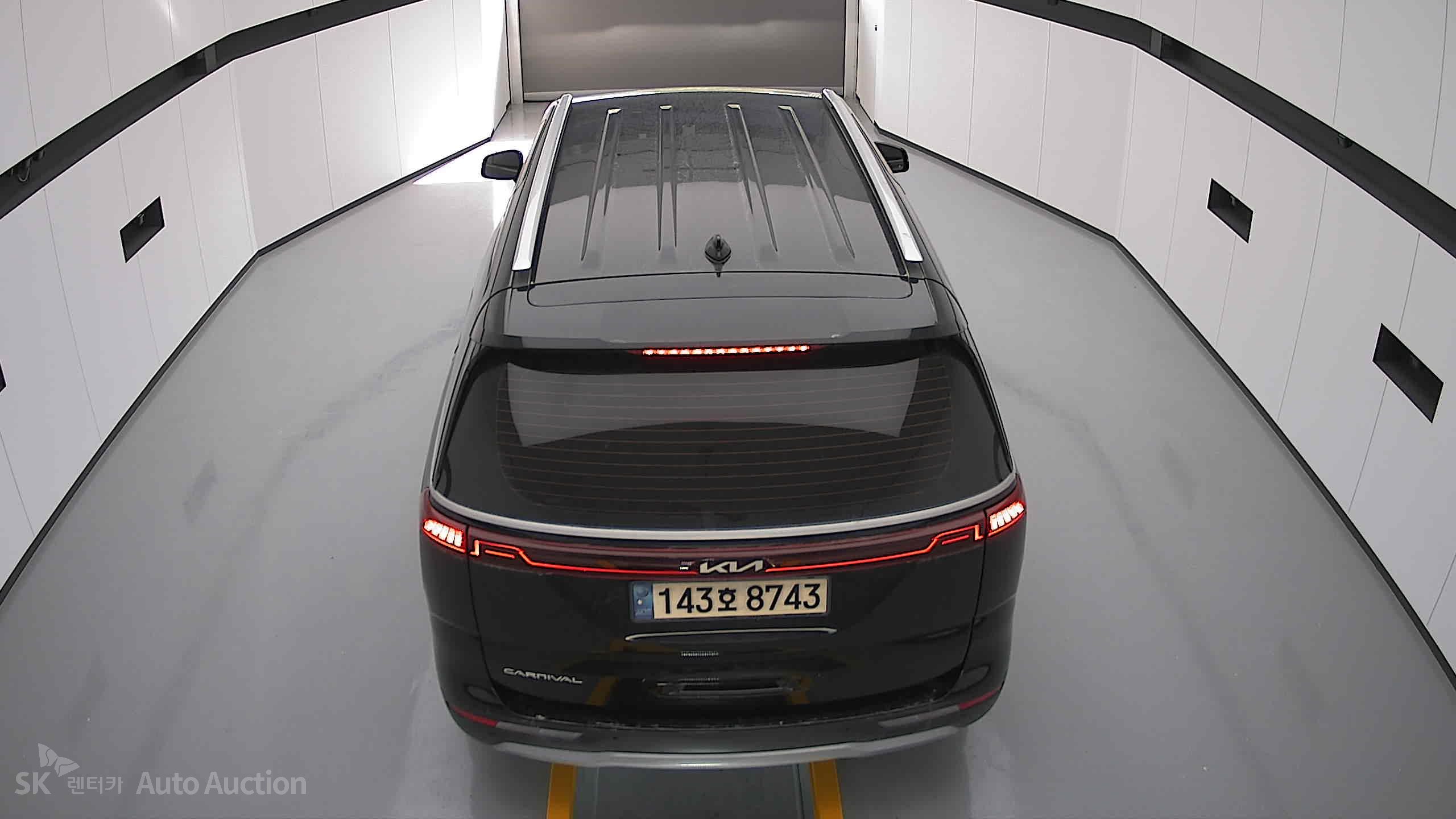 2022 - kia carnival