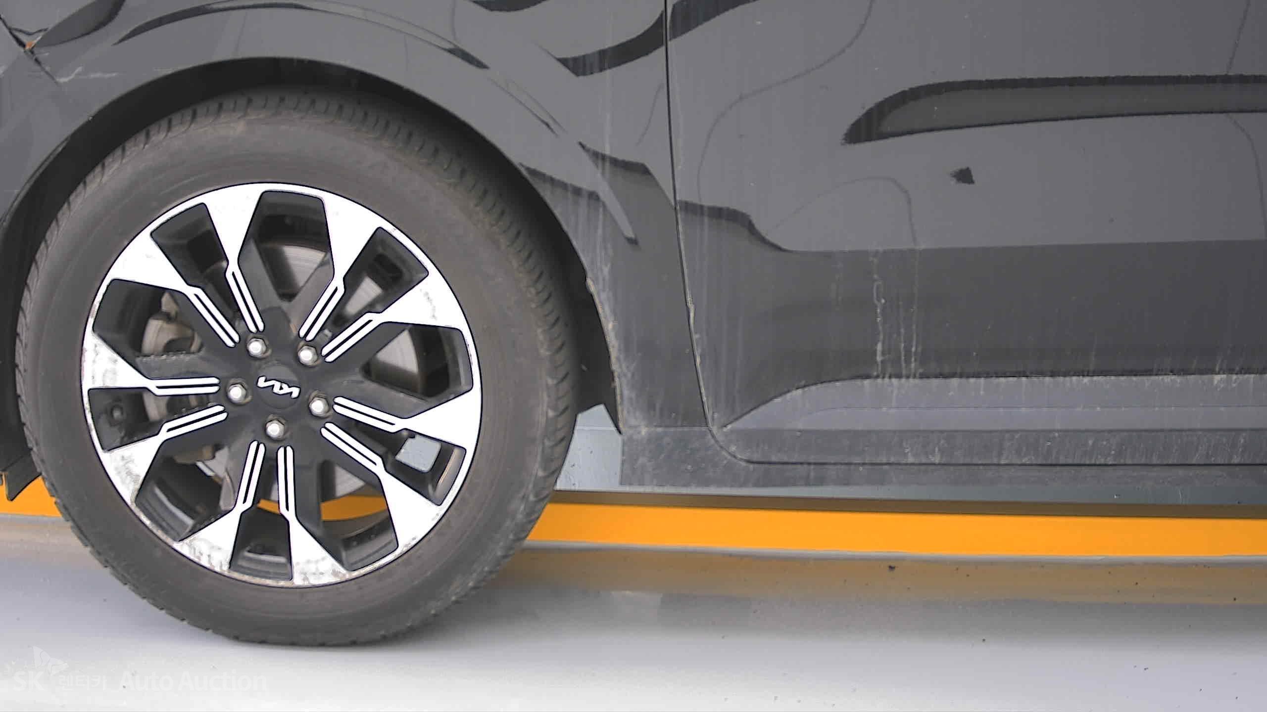 2022 - kia carnival