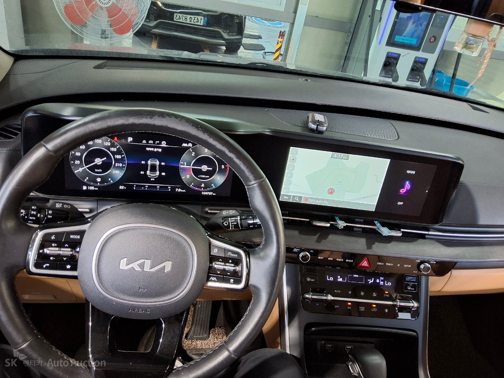 2022 - kia carnival