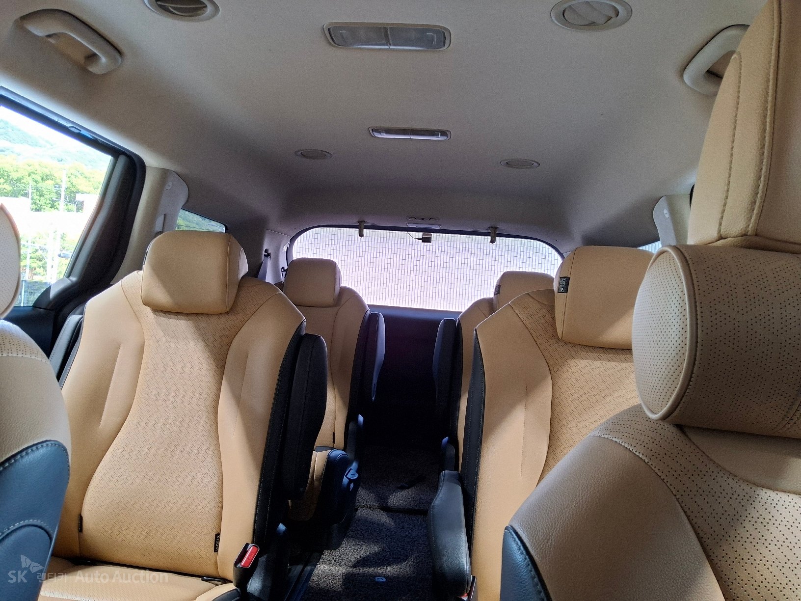 2022 - kia carnival