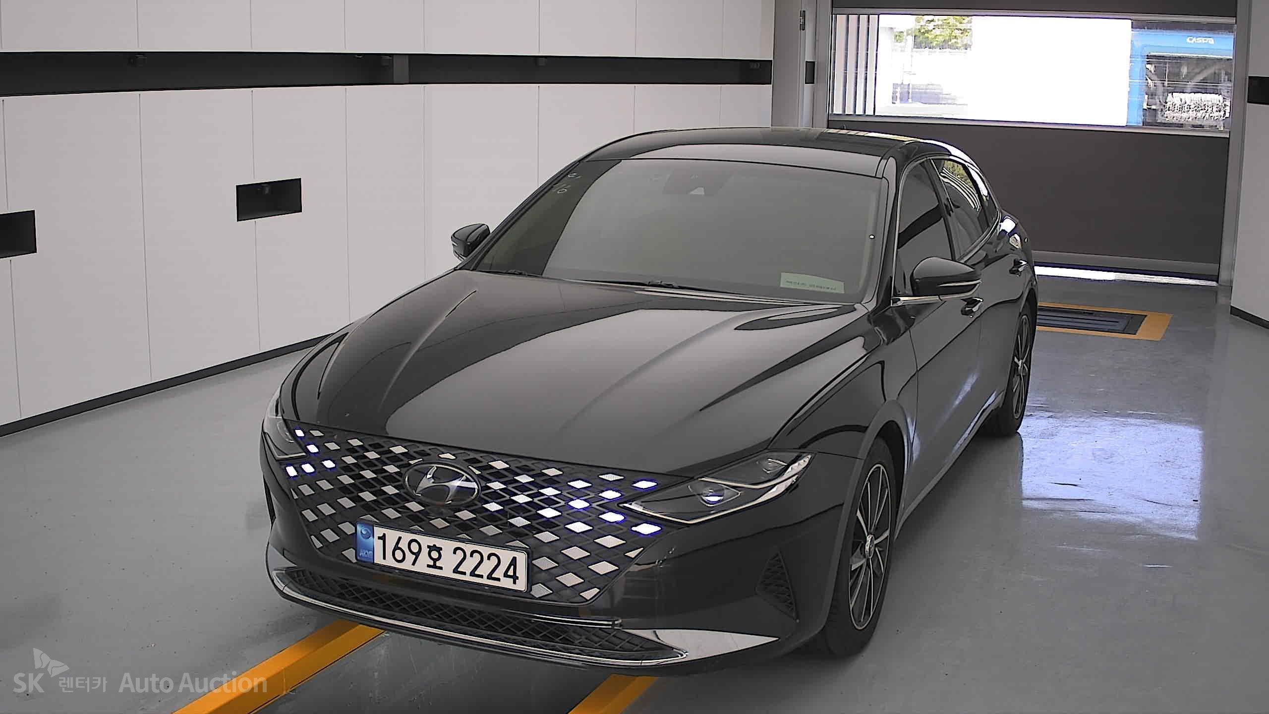 2022 - hyundai grandeur