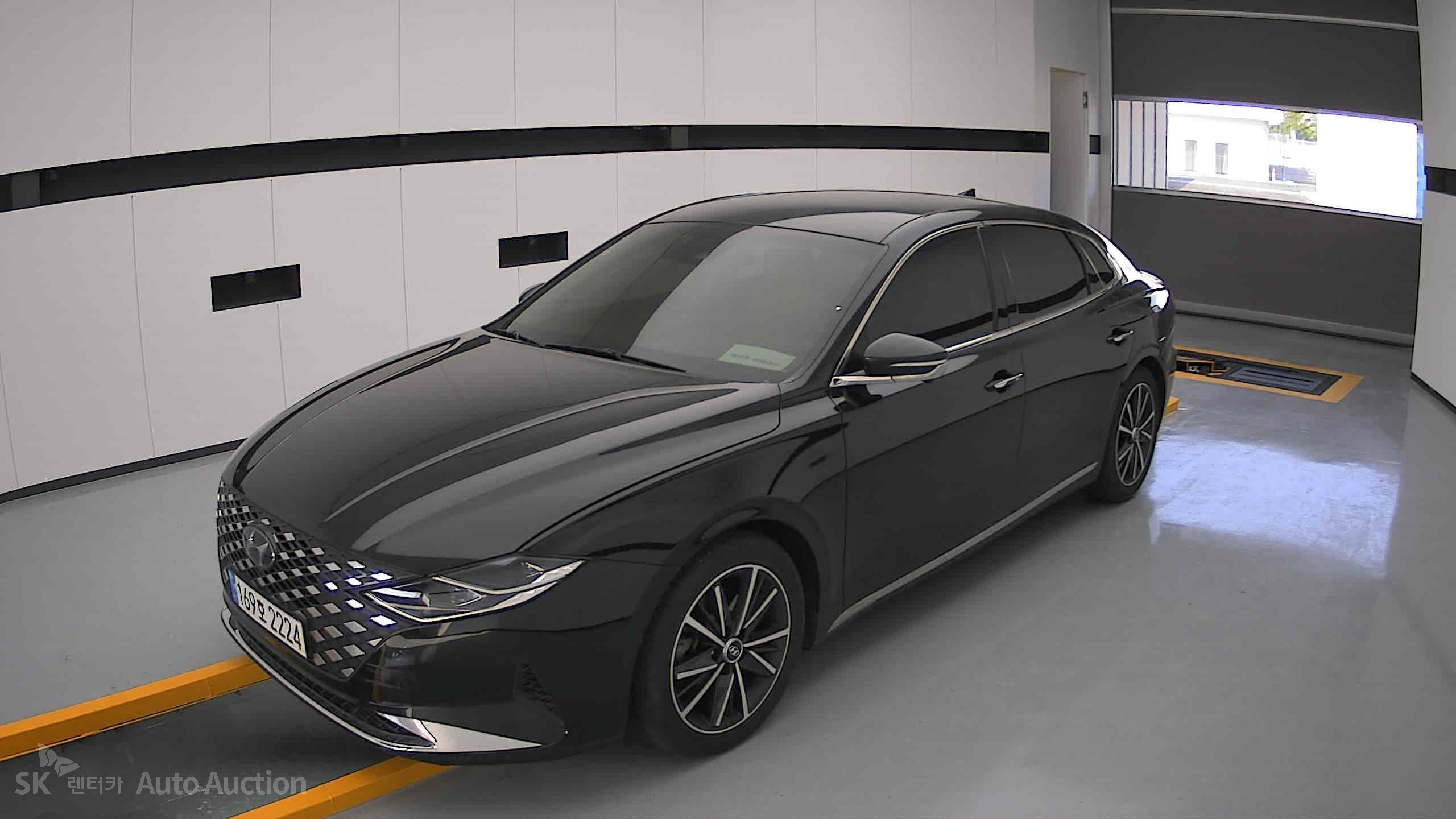 2022 - hyundai grandeur