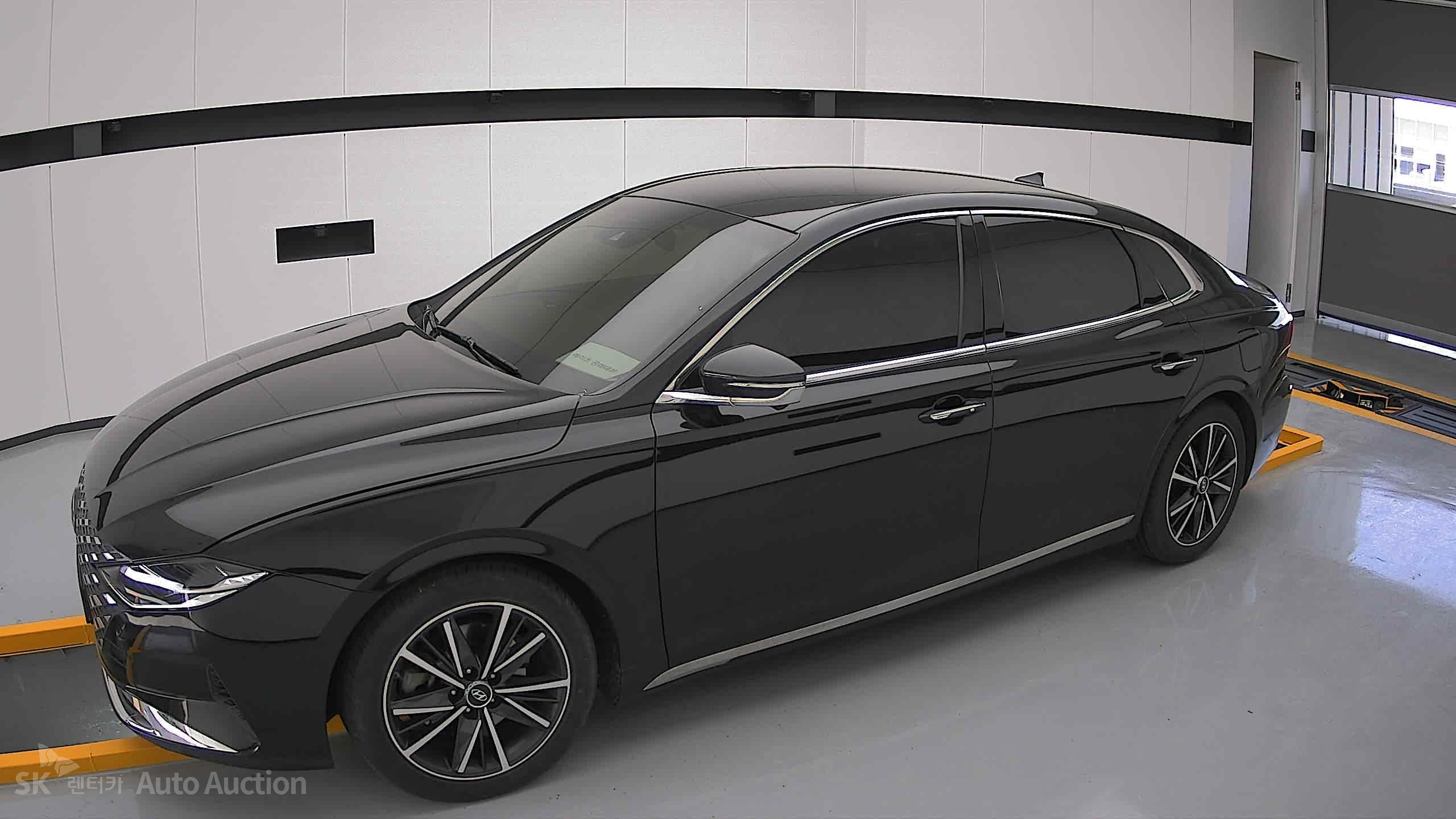 2022 - hyundai grandeur