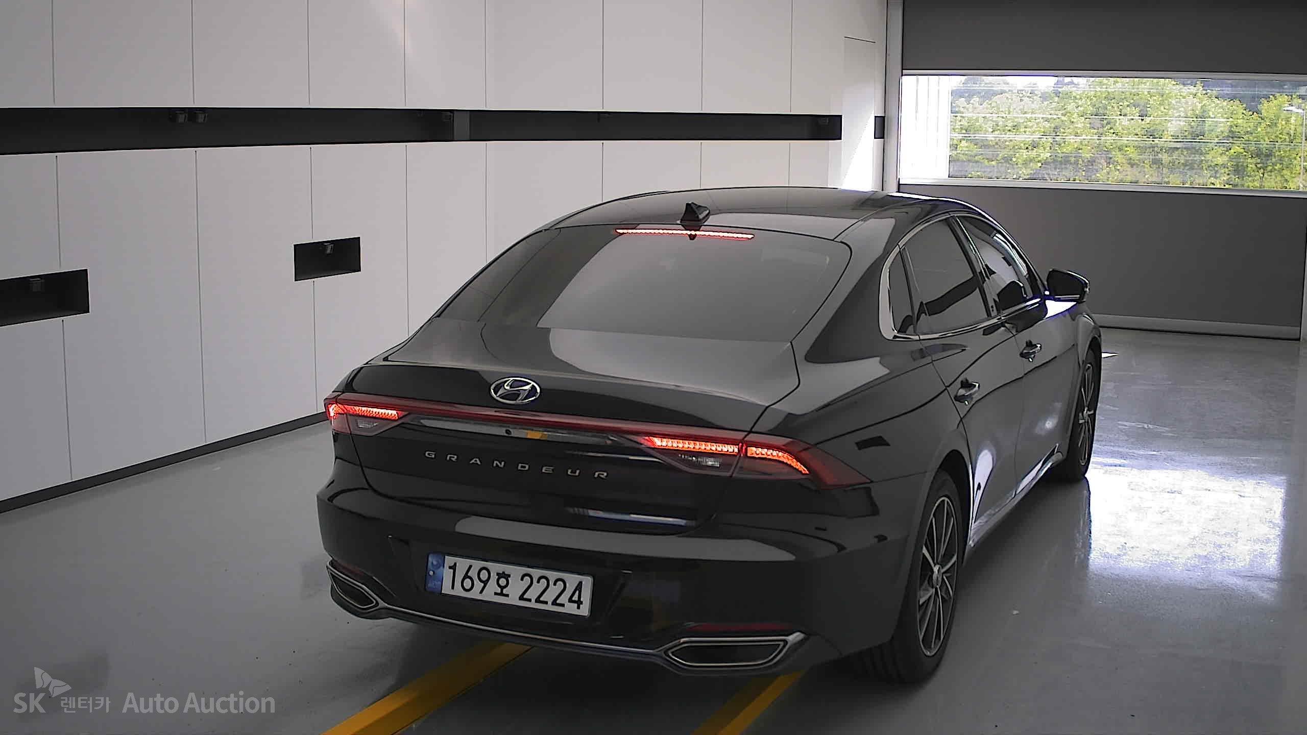 2022 - hyundai grandeur