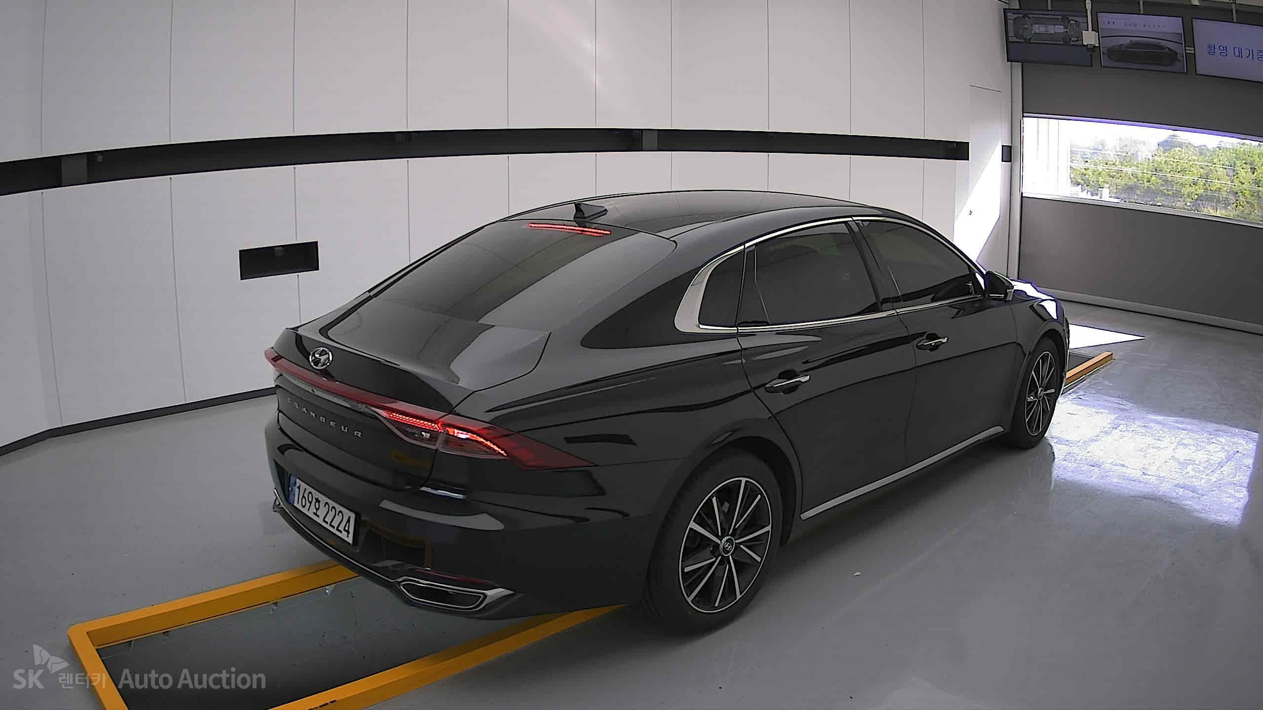 2022 - hyundai grandeur