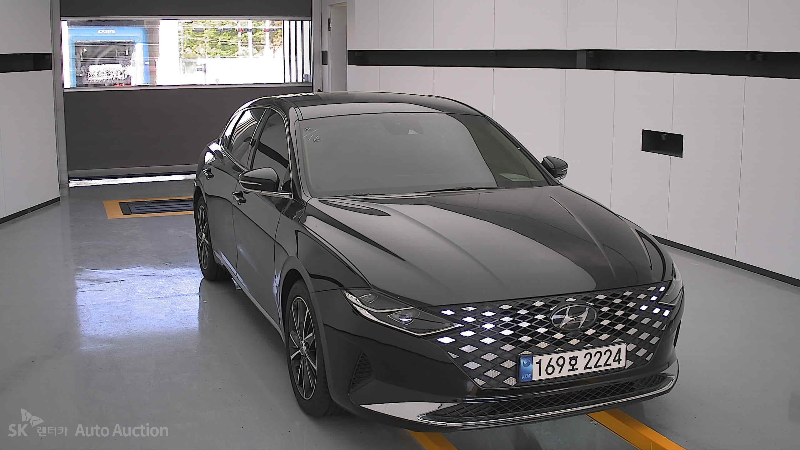 2022 - hyundai grandeur