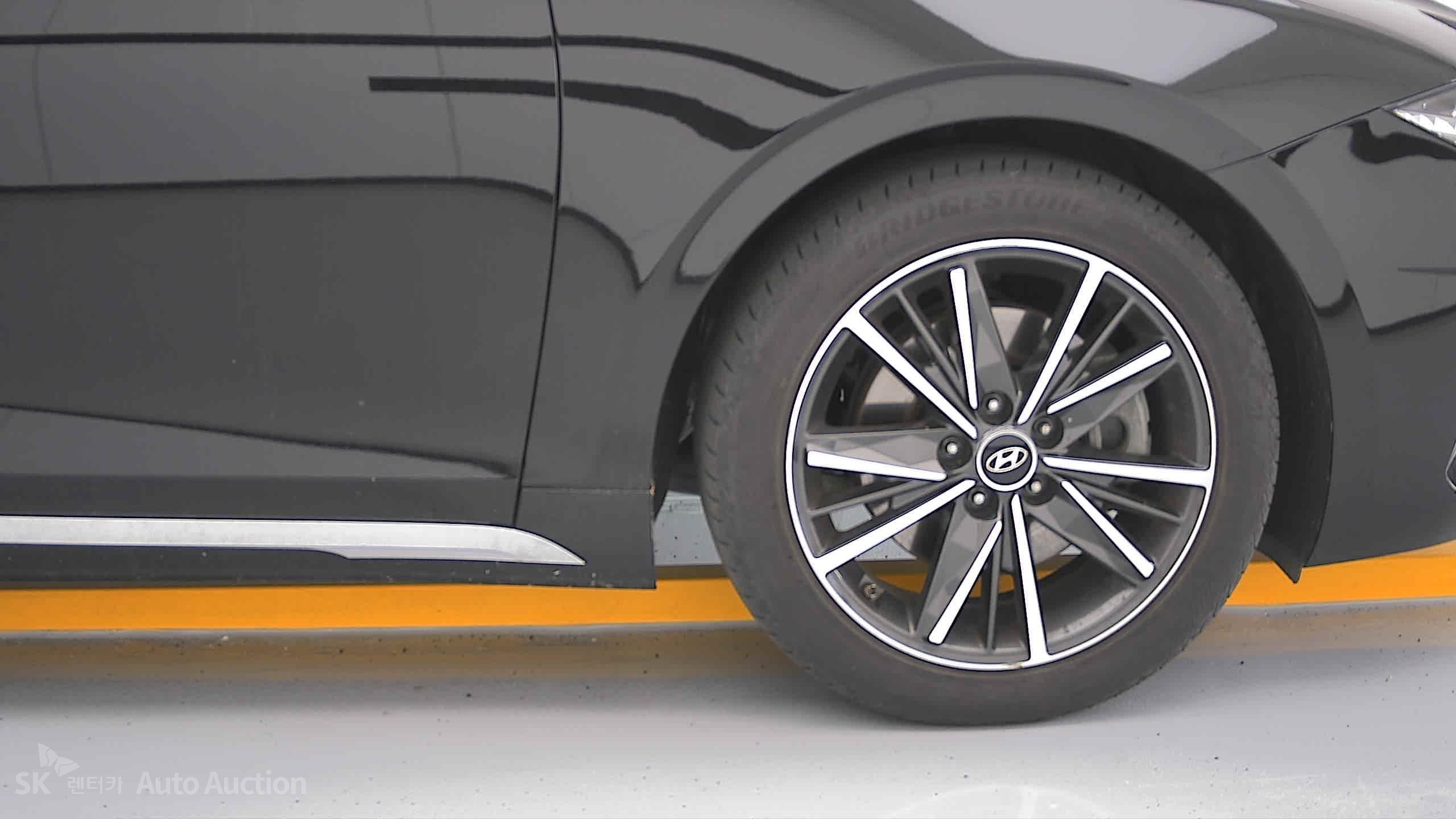 2022 - hyundai grandeur