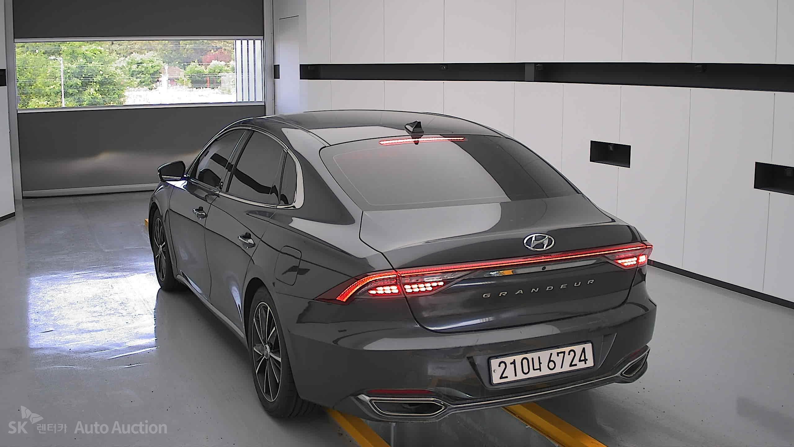 2021 - hyundai grandeur