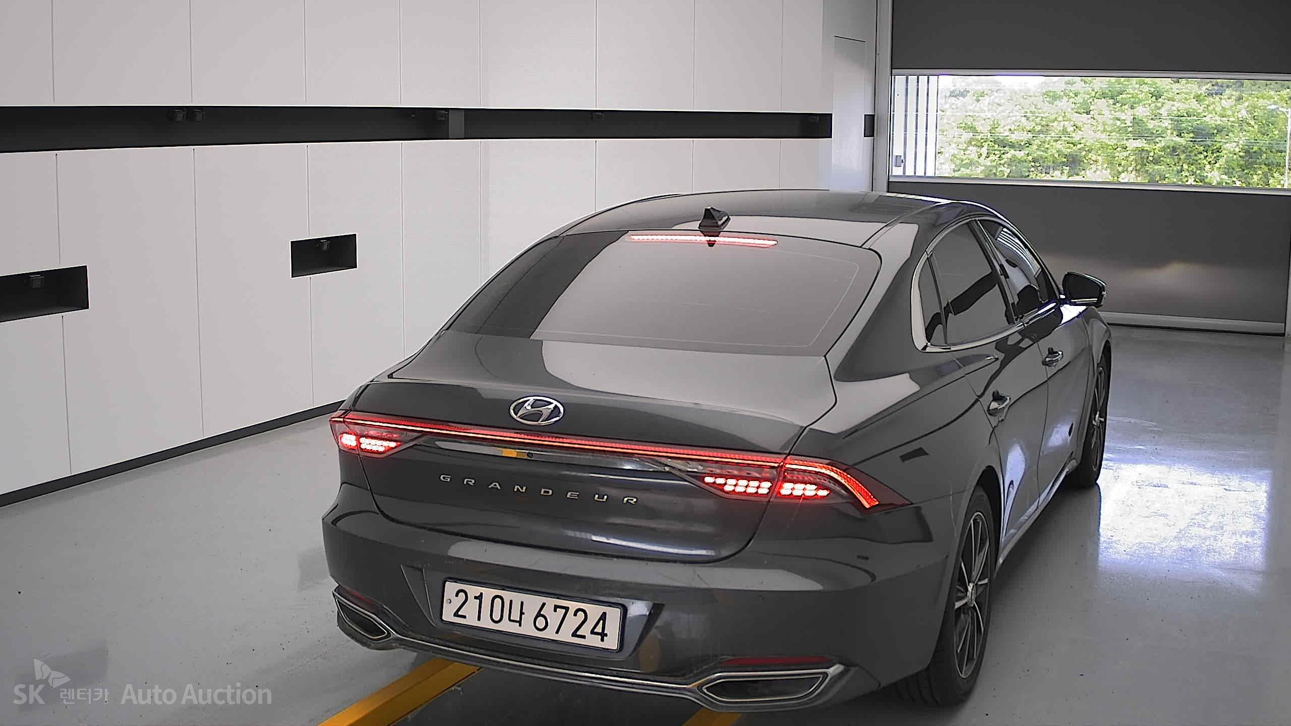 2021 - hyundai grandeur