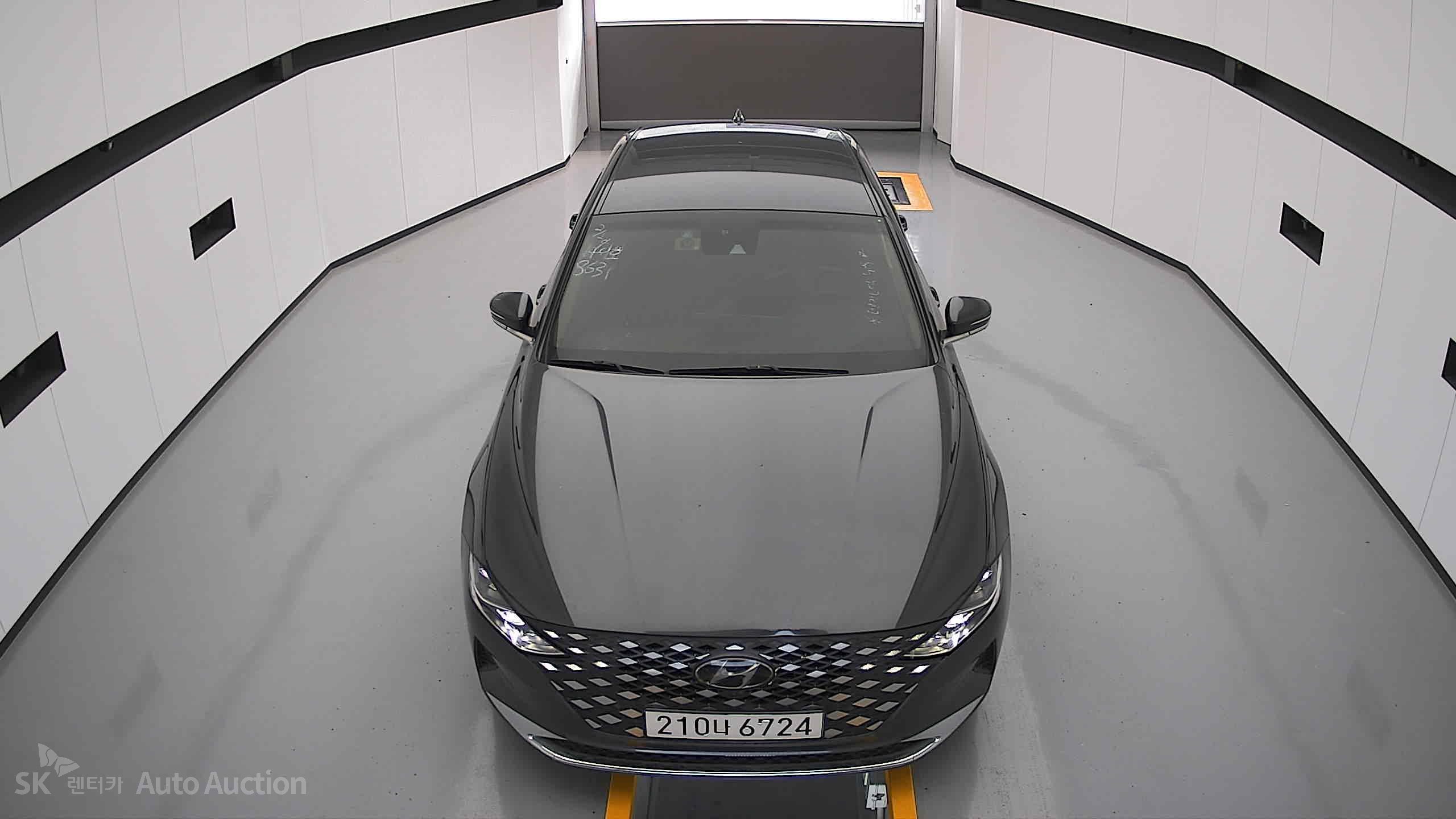 2021 - hyundai grandeur