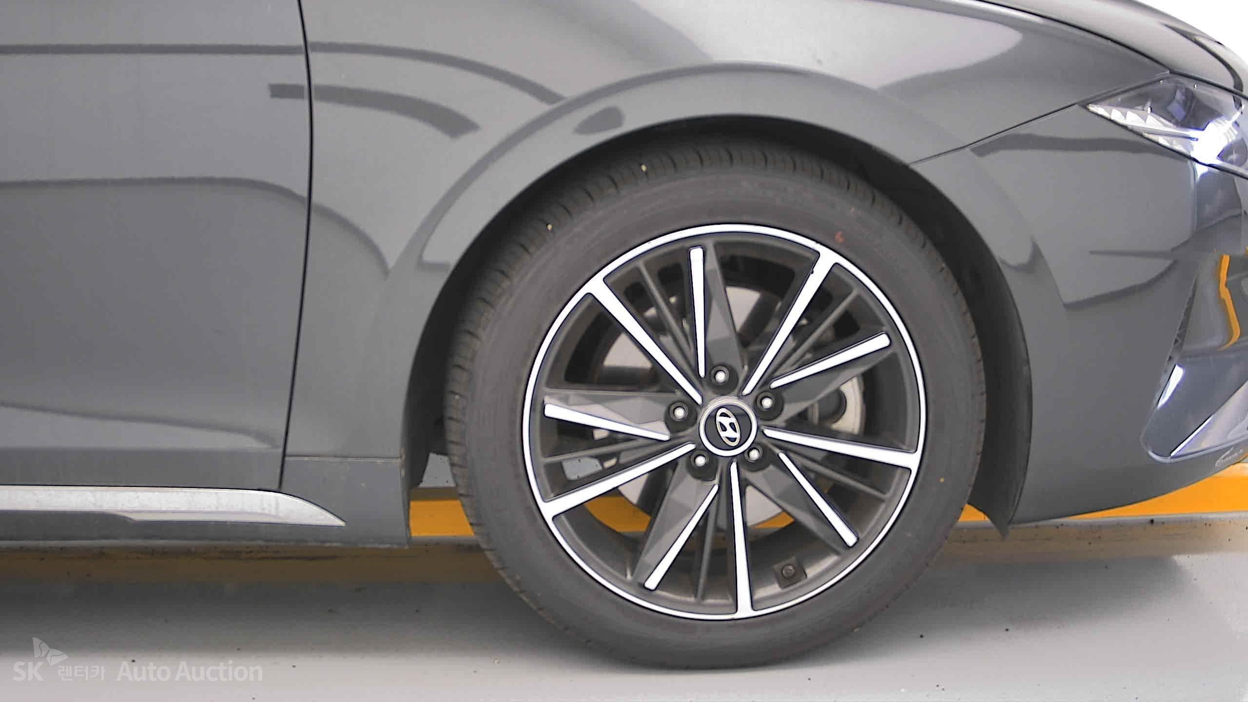 2021 - hyundai grandeur