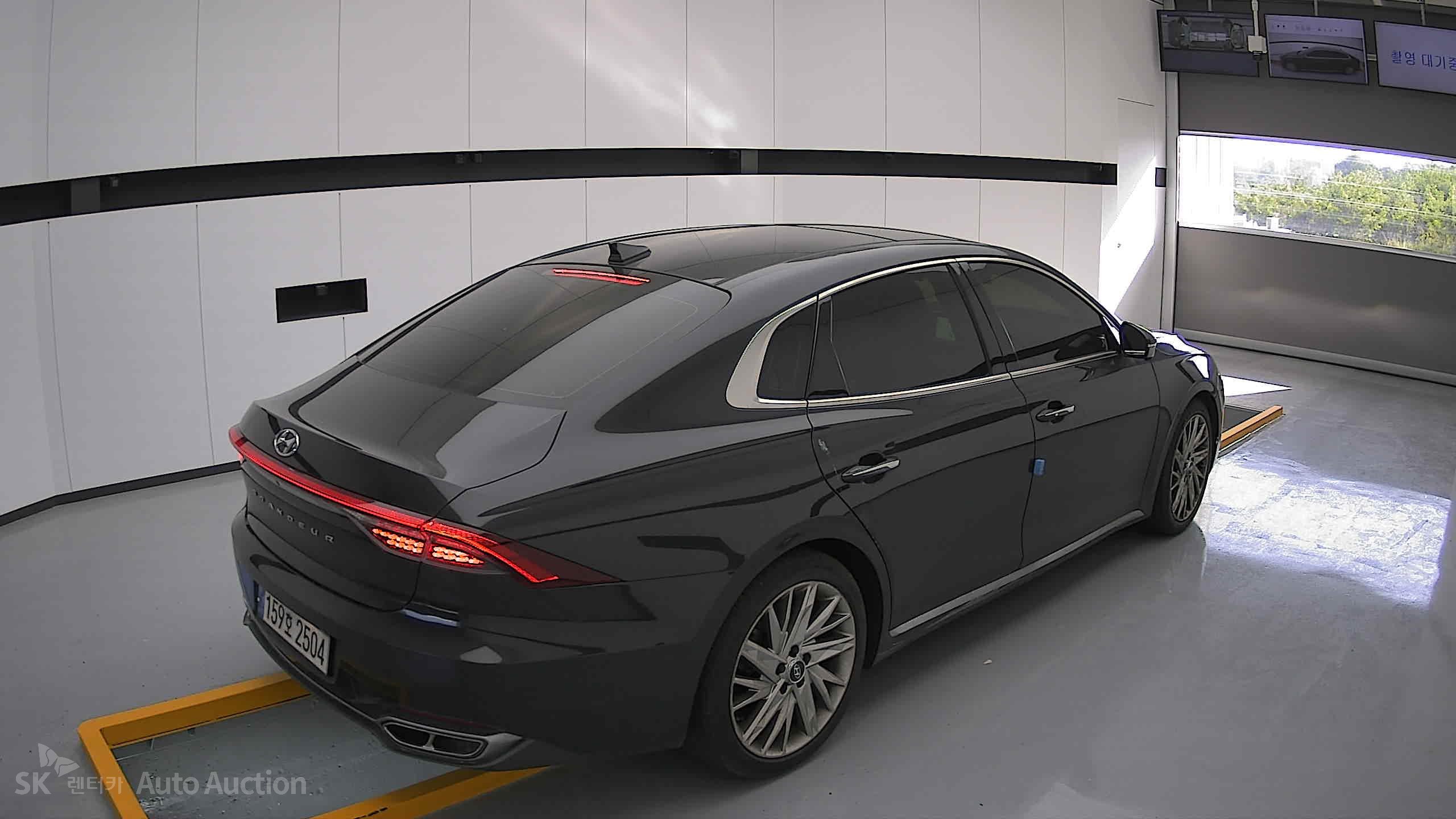 2021 - hyundai grandeur