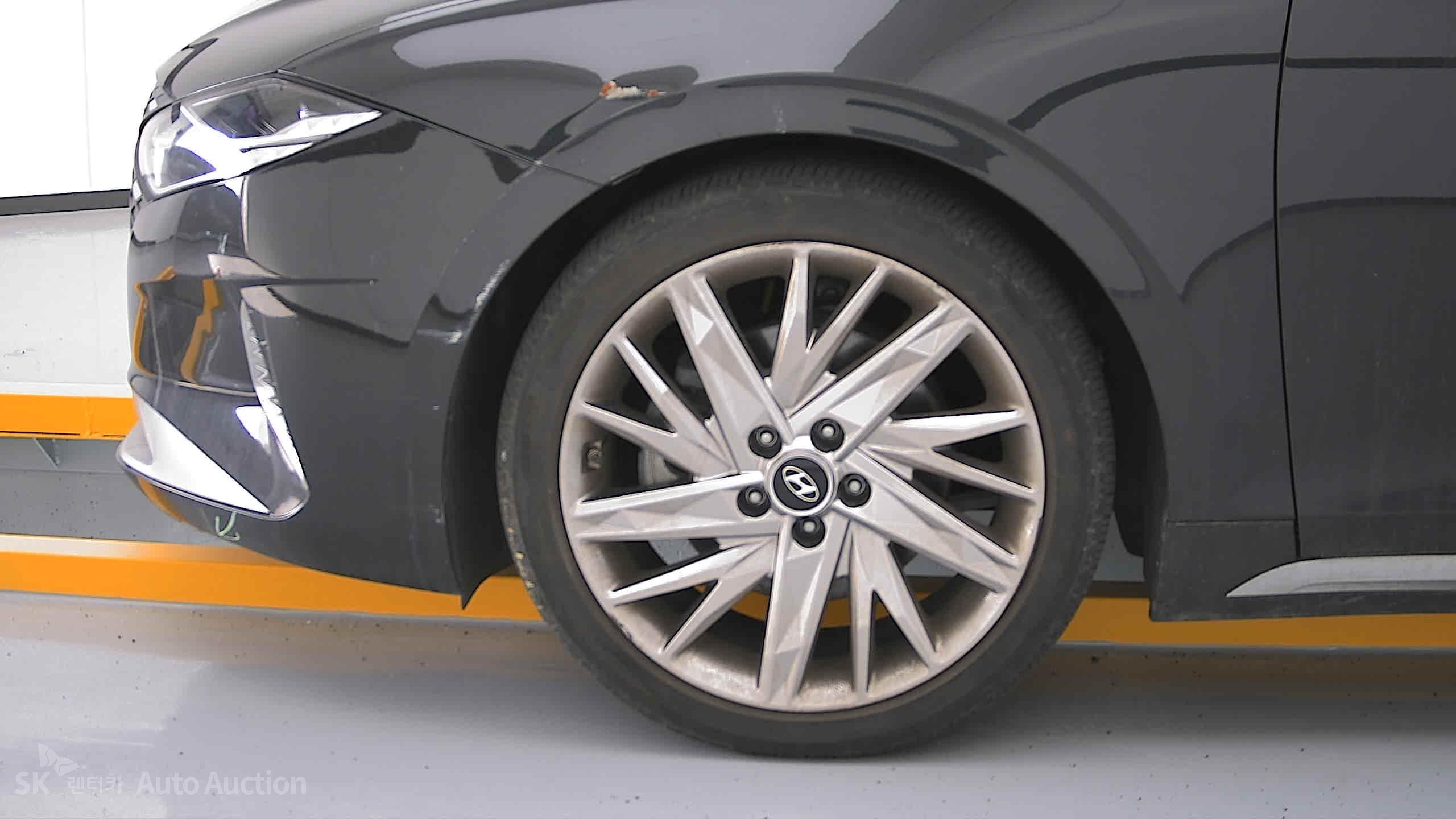 2021 - hyundai grandeur