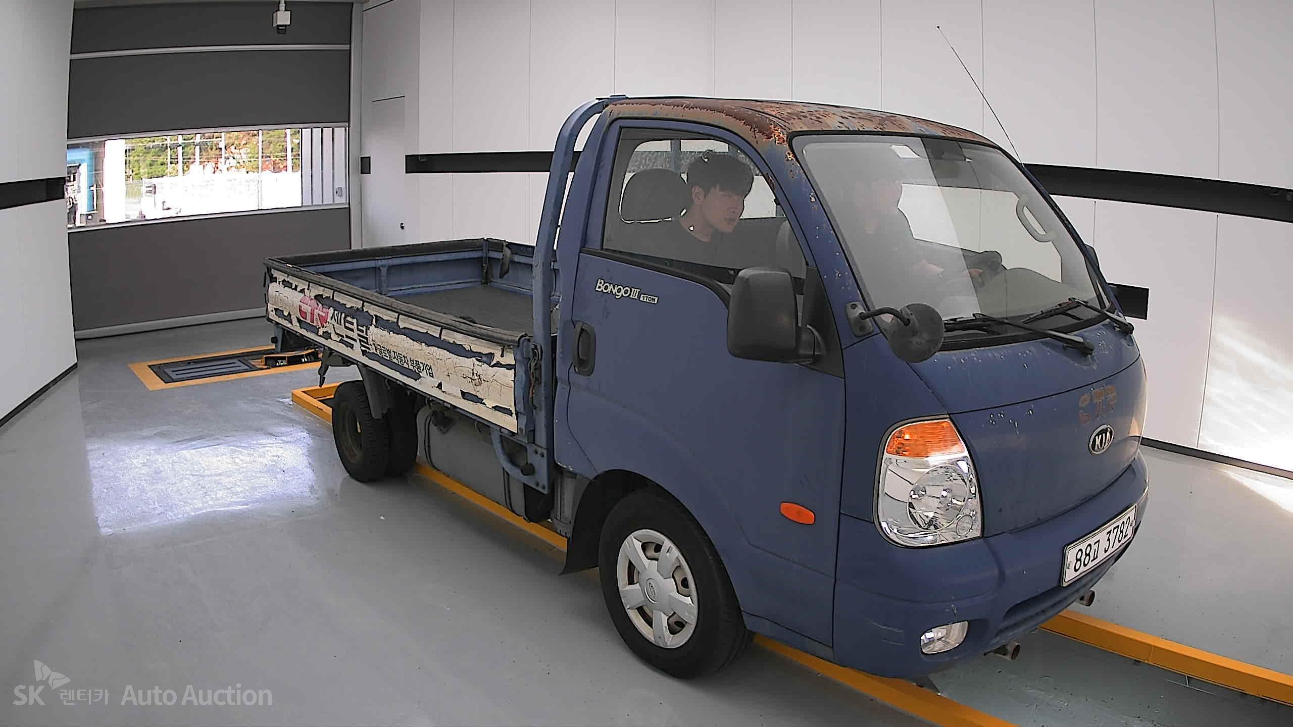 2010 - kia bongo iii