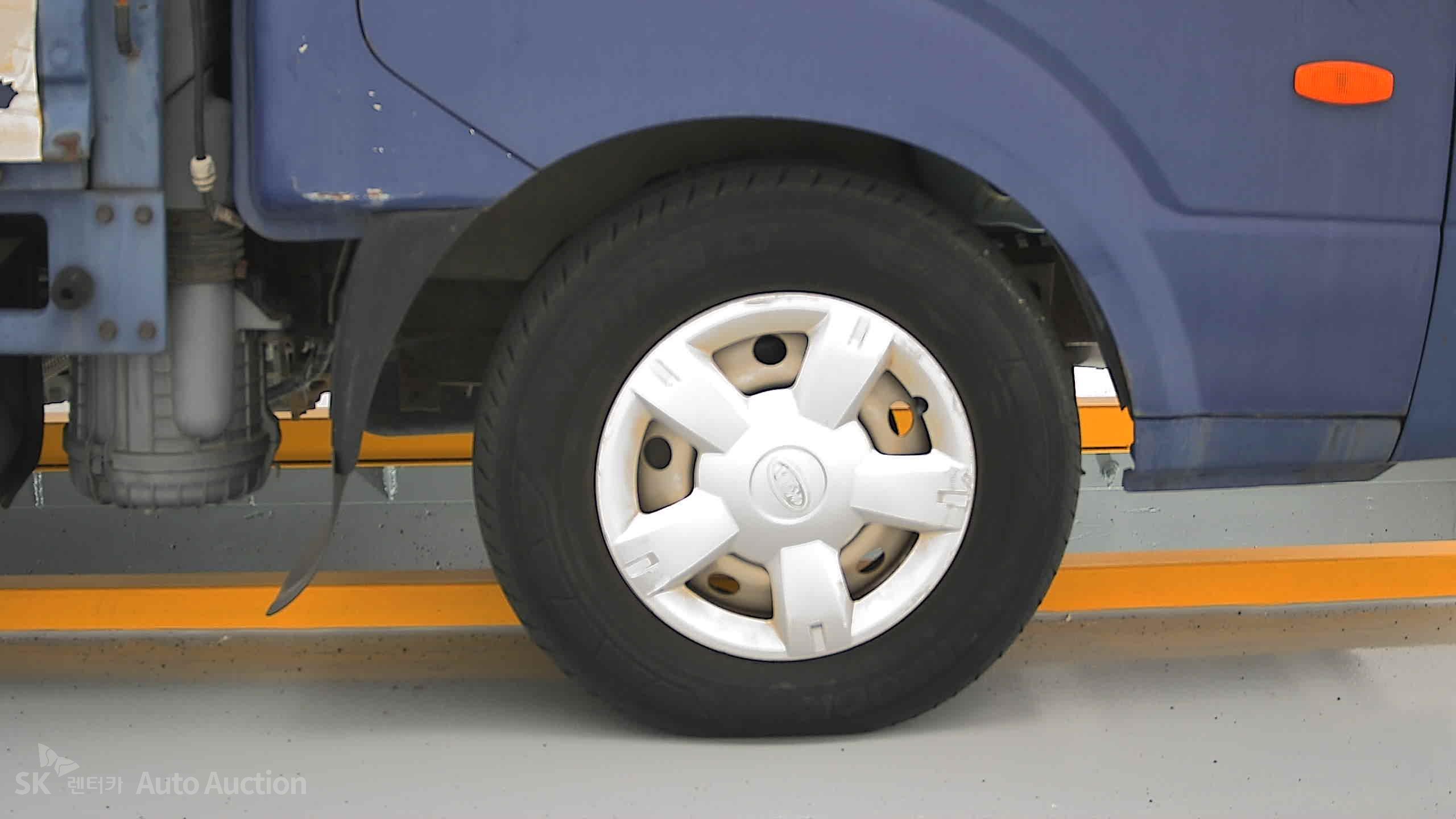 2010 - kia bongo iii