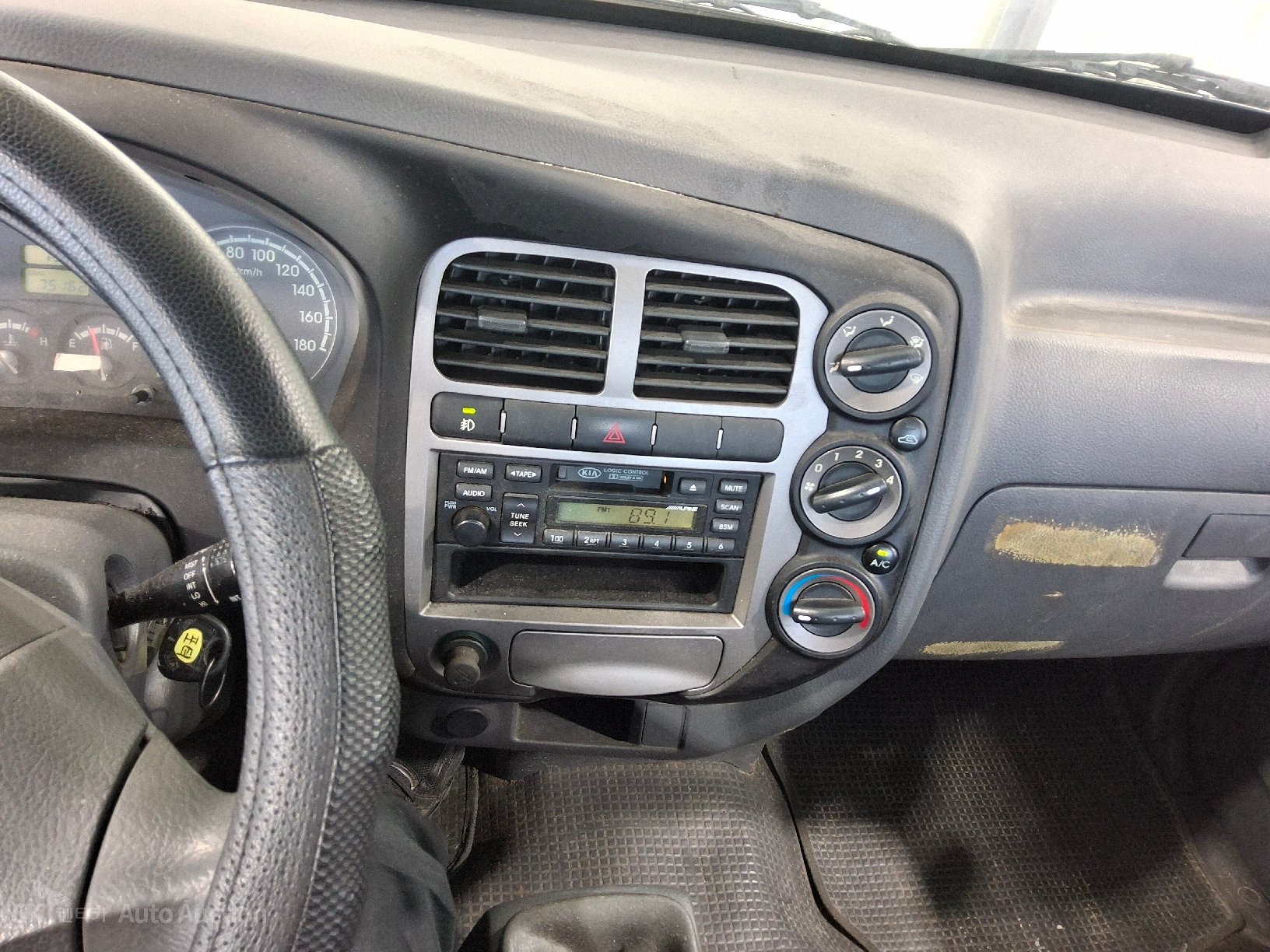 2010 - kia bongo iii