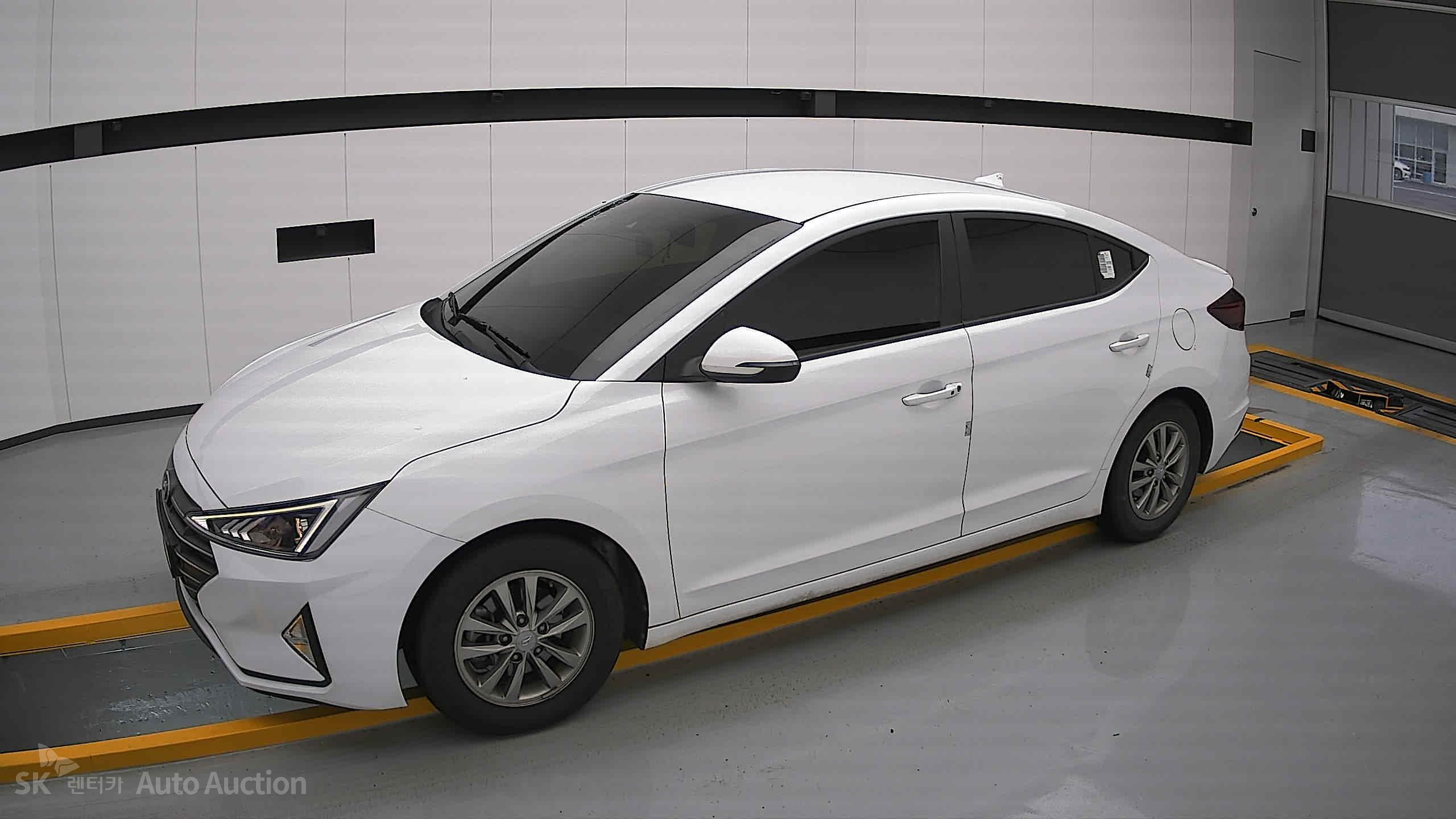 2020 - hyundai avante ad