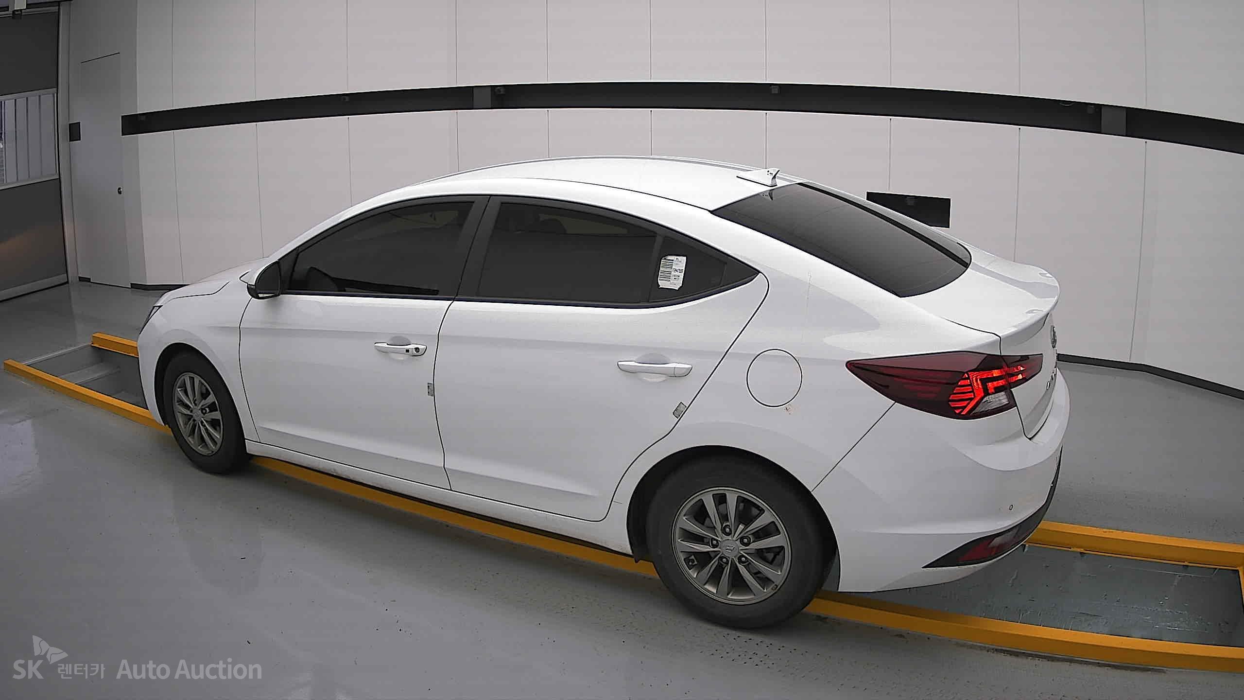 2020 - hyundai avante ad