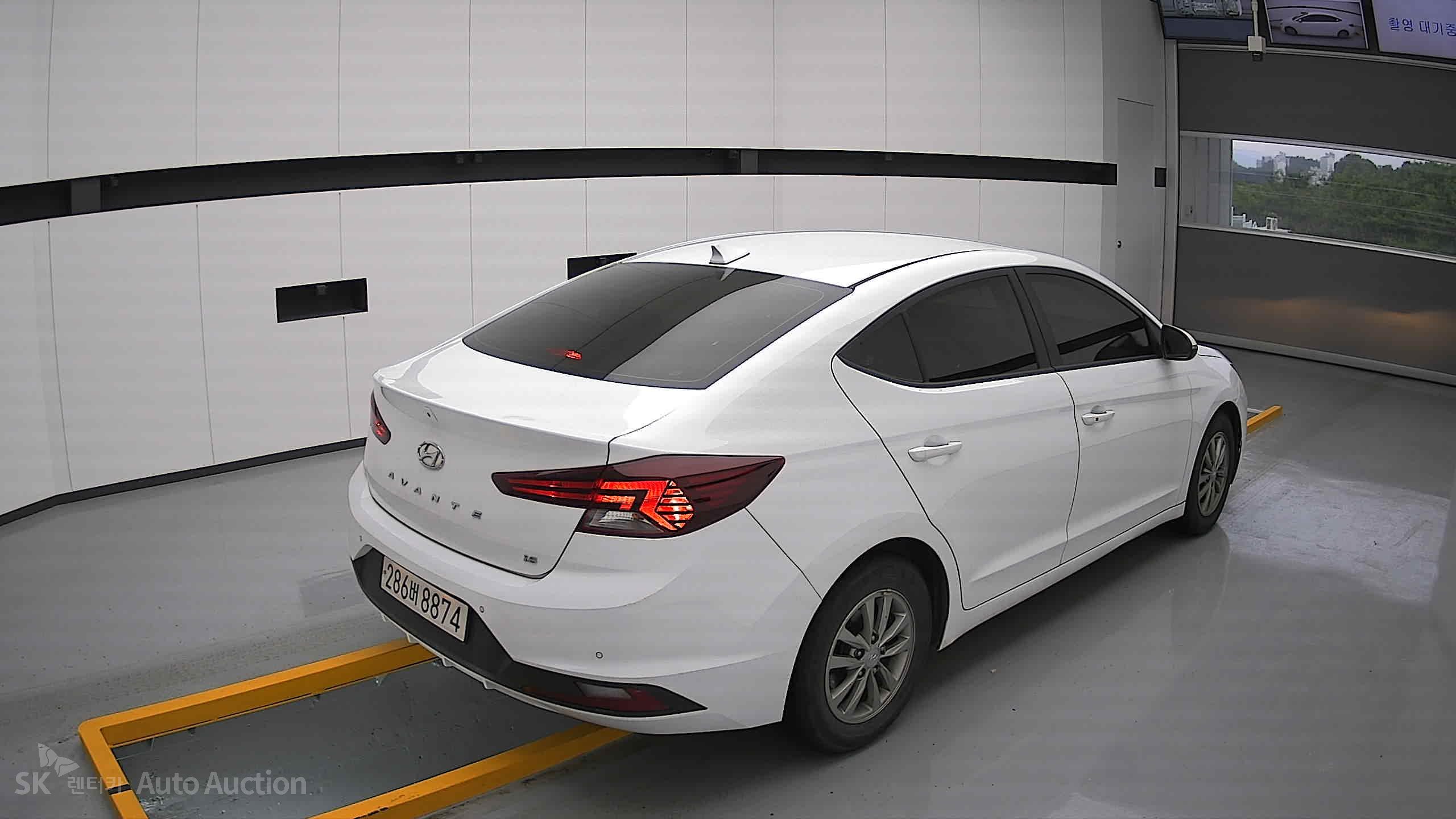 2020 - hyundai avante ad