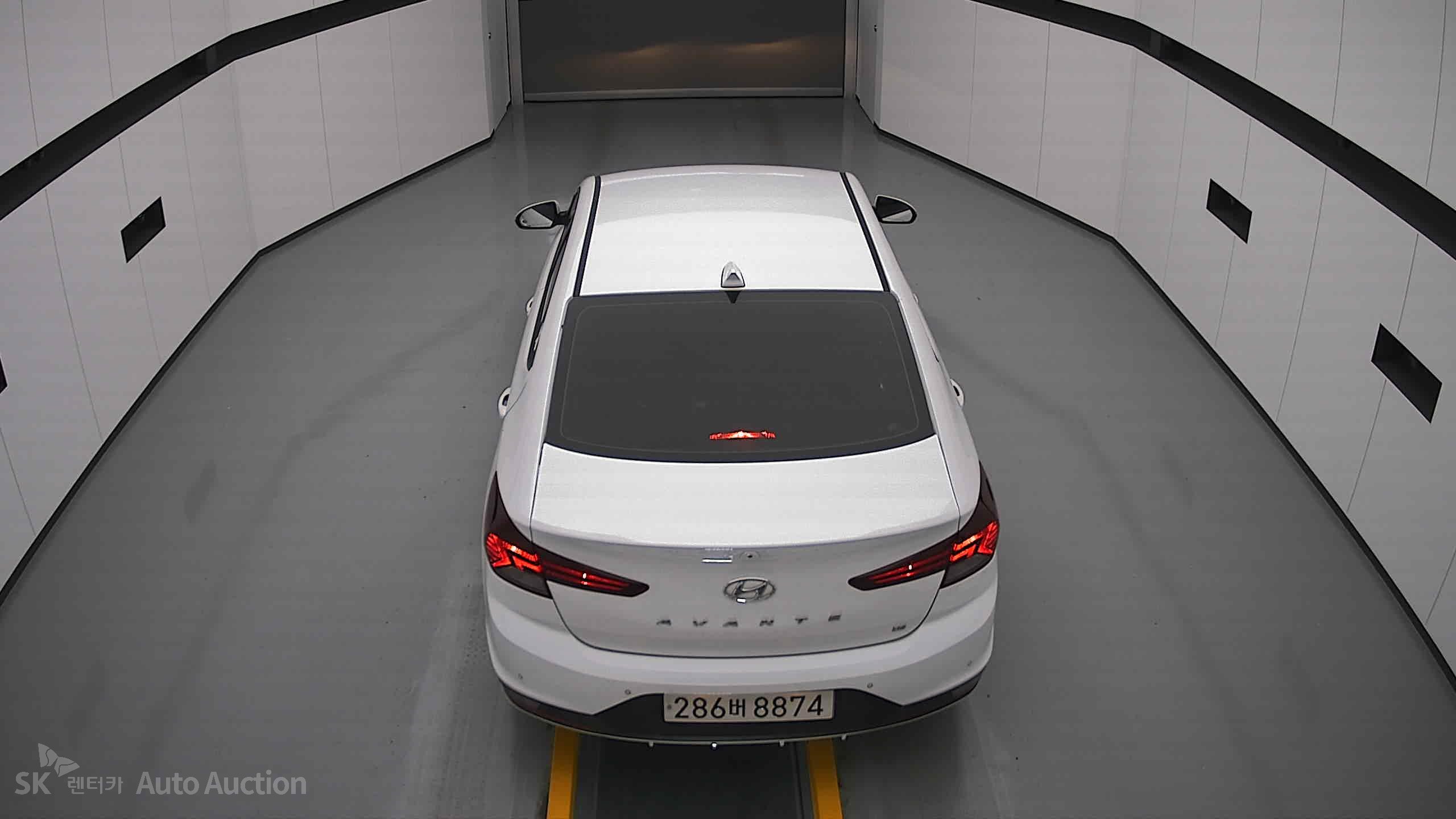 2020 - hyundai avante ad