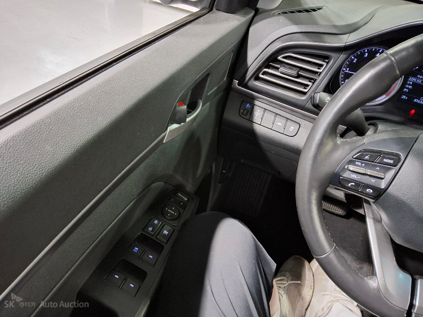 2020 - hyundai avante ad