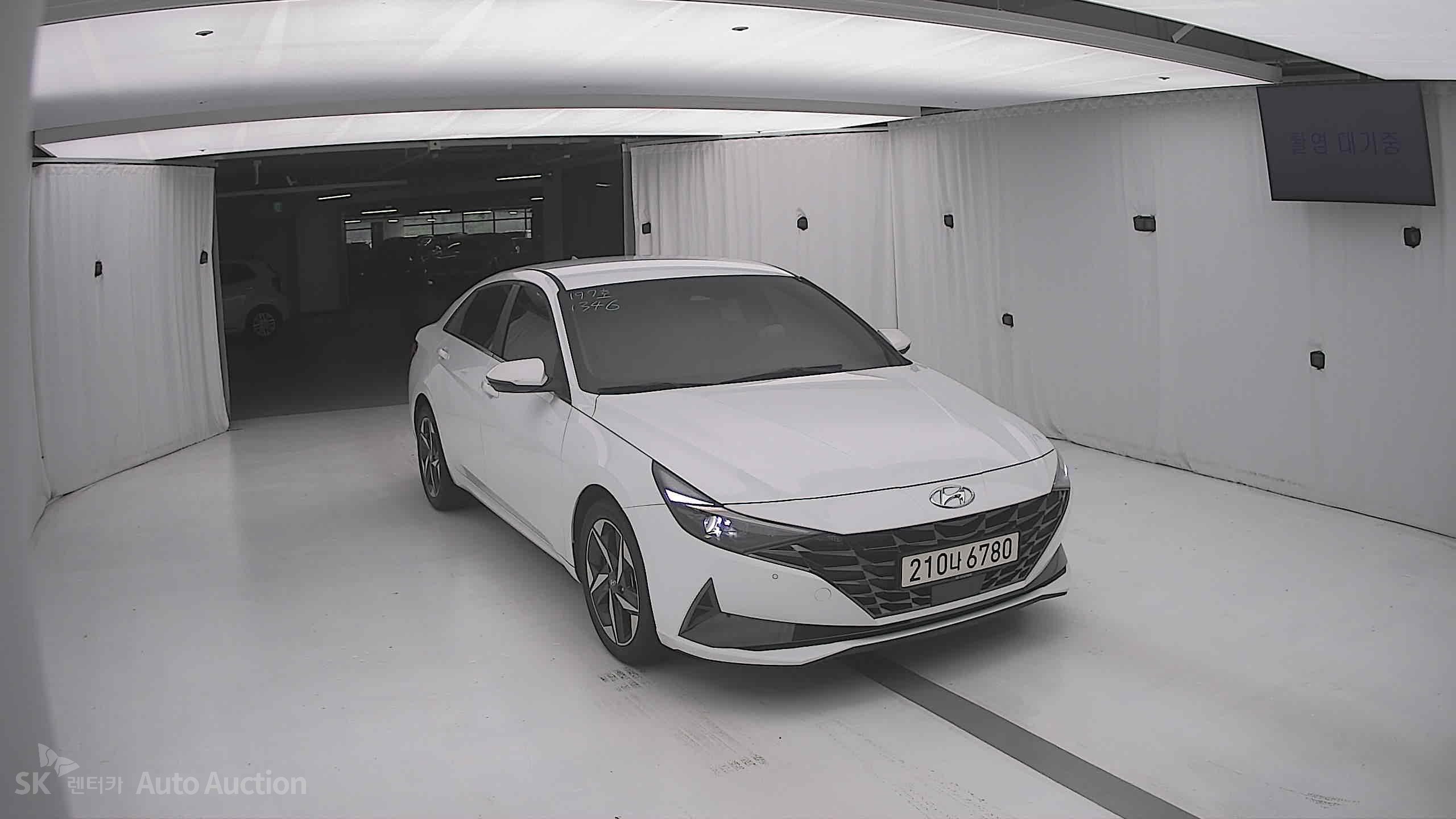 2023 - hyundai avante