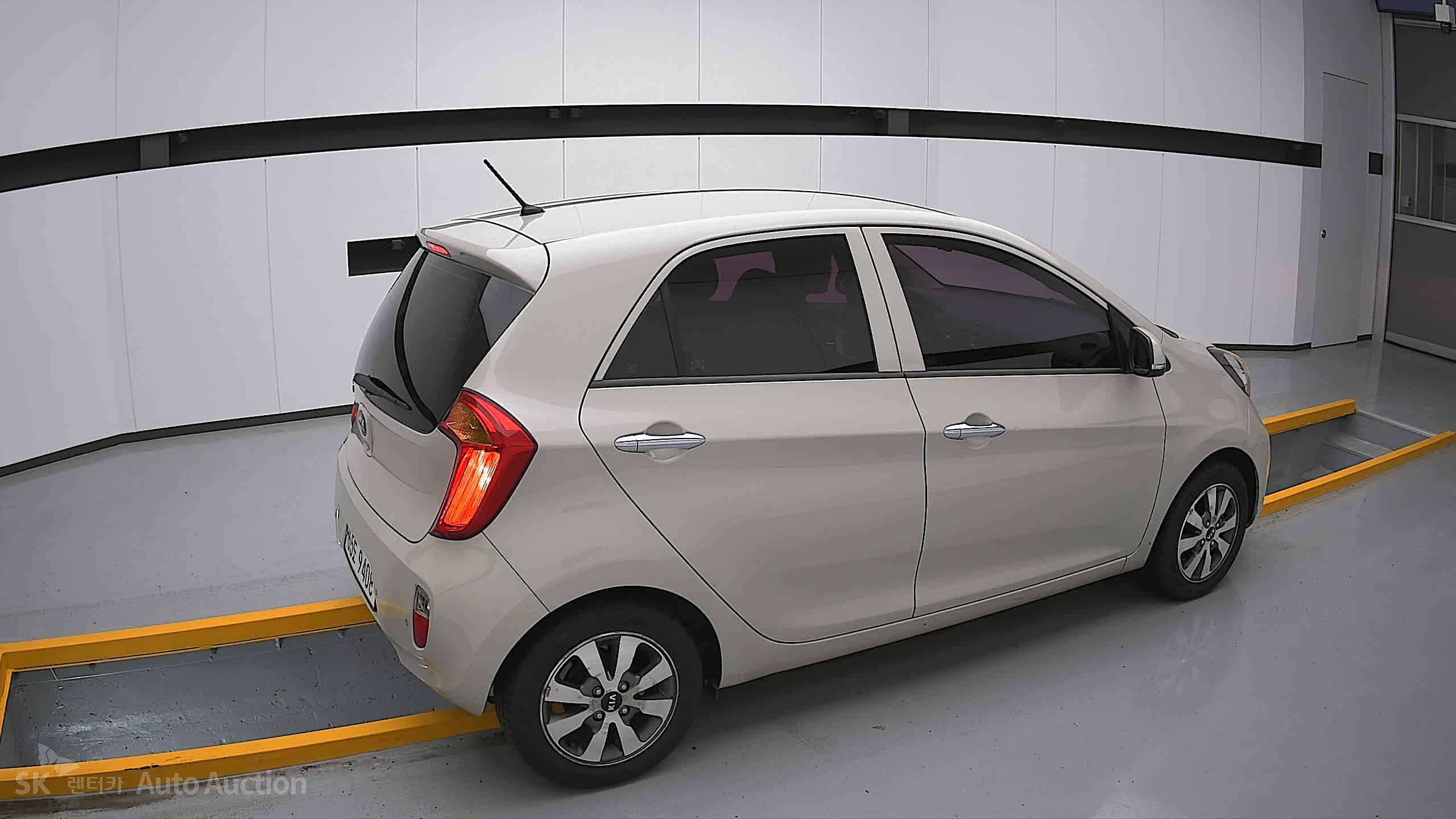 2015 - kia morning