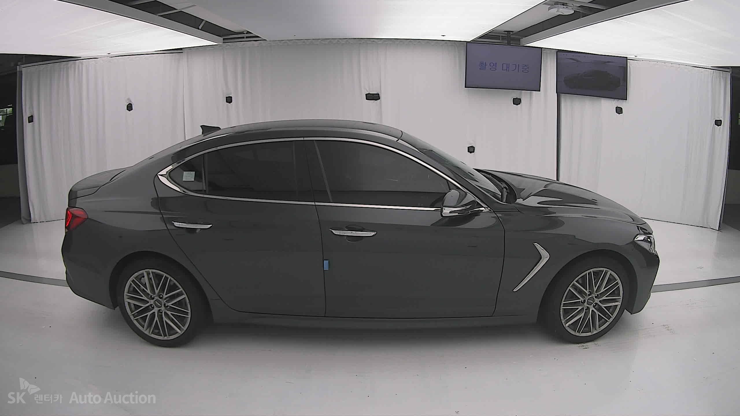2019 - genesis g70