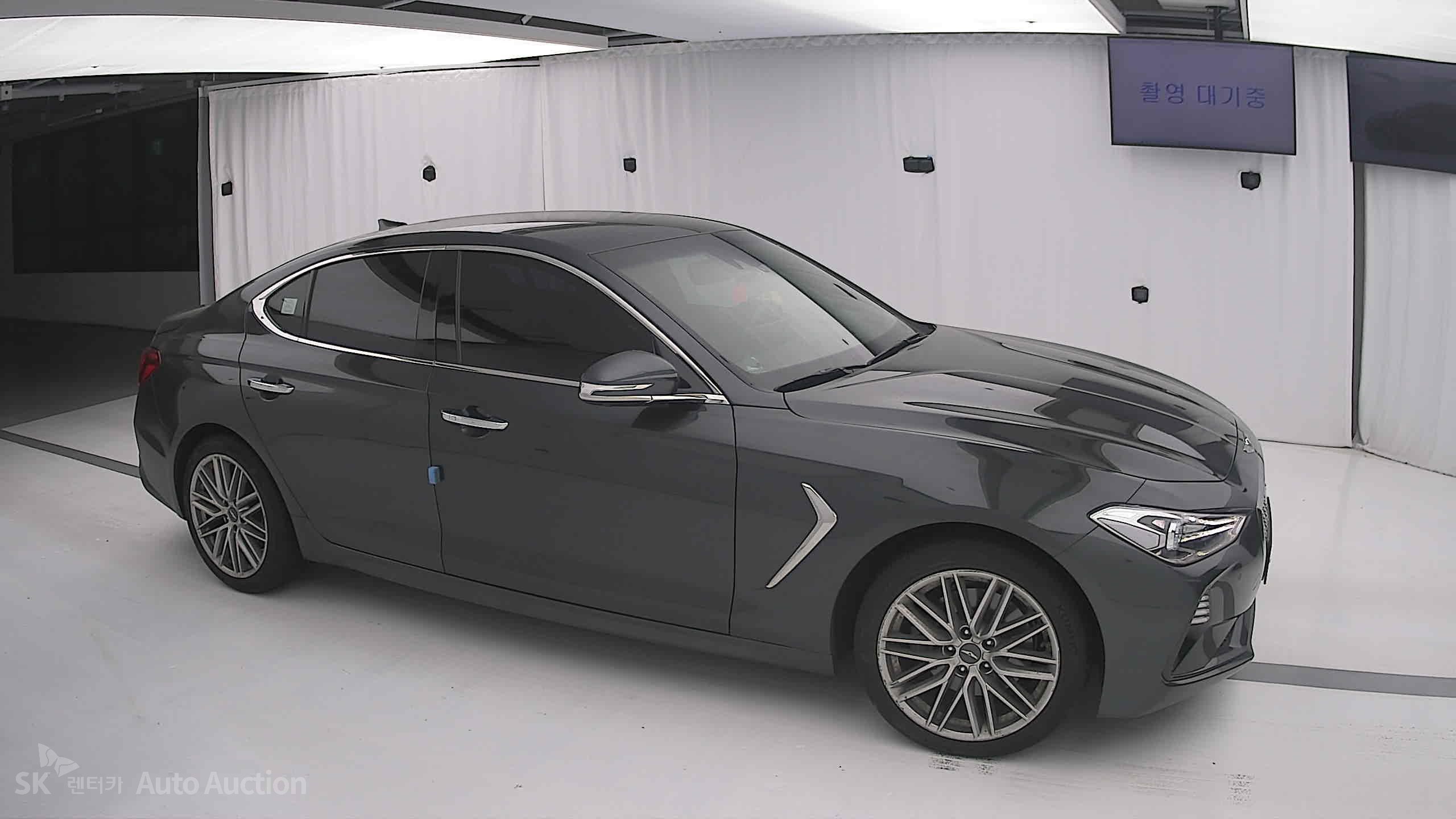 2019 - genesis g70