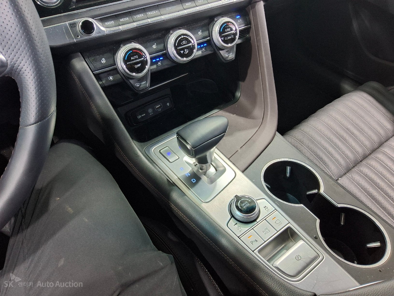 2019 - genesis g70