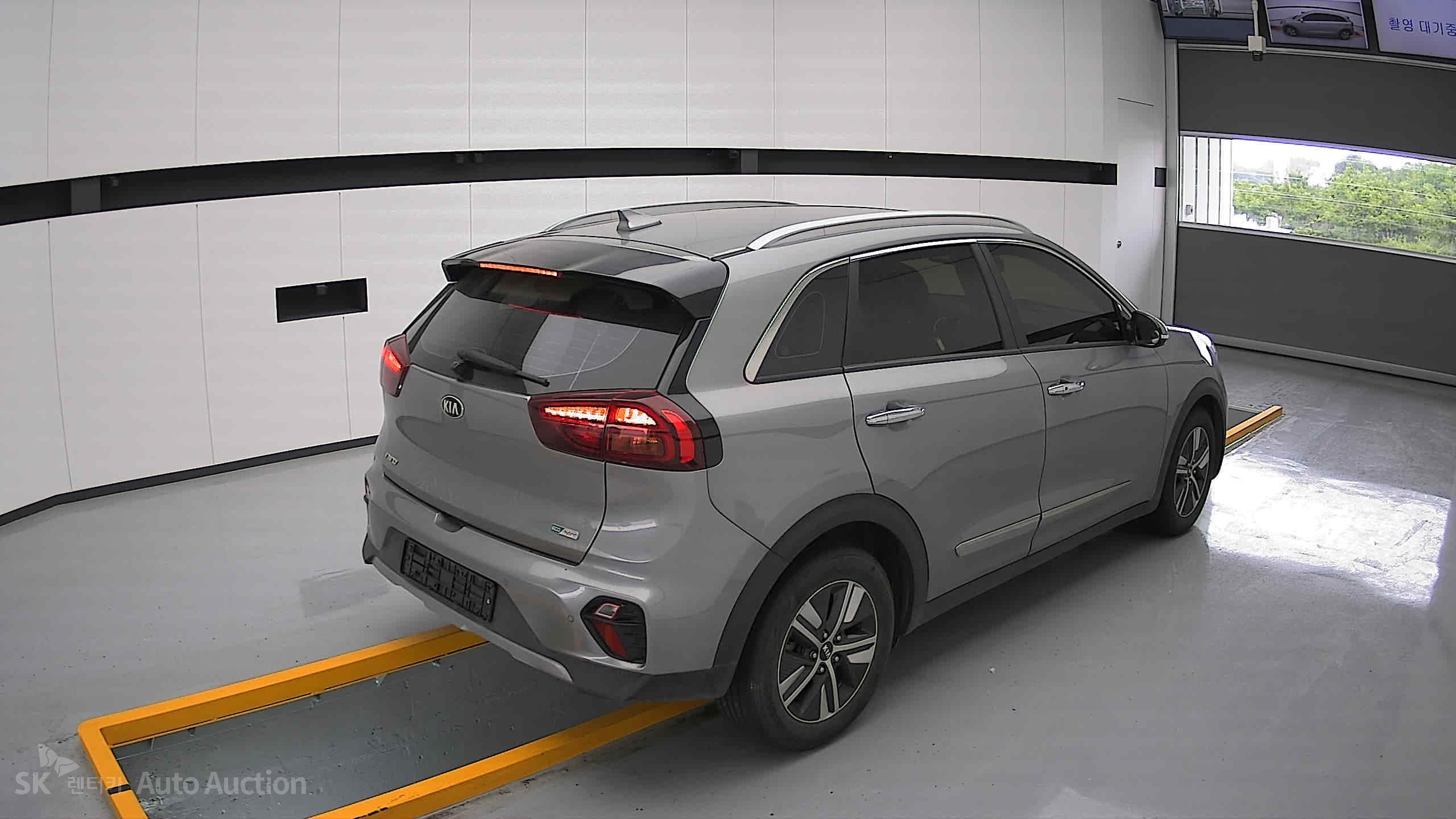 2020 - kia niro