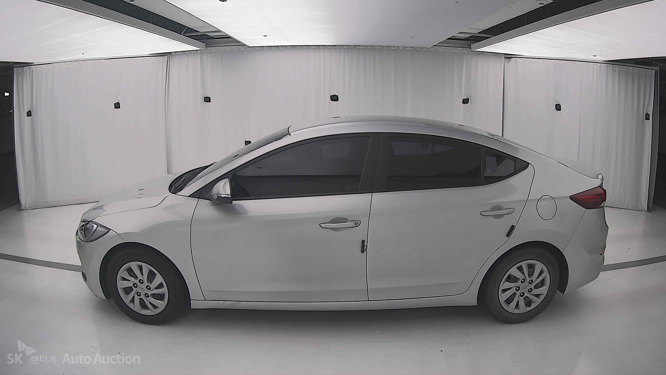2017 - hyundai avante ad