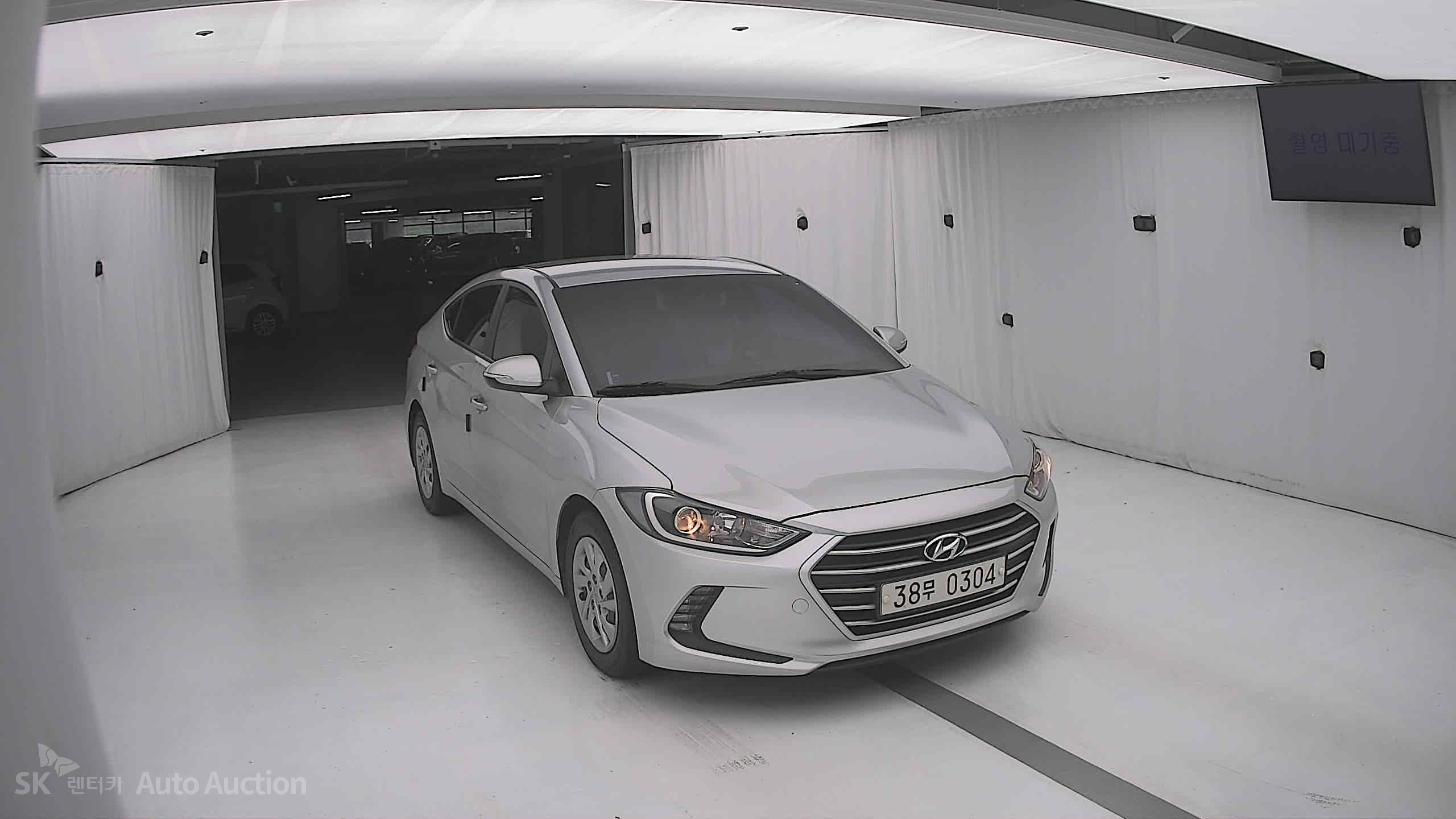 2017 - hyundai avante ad