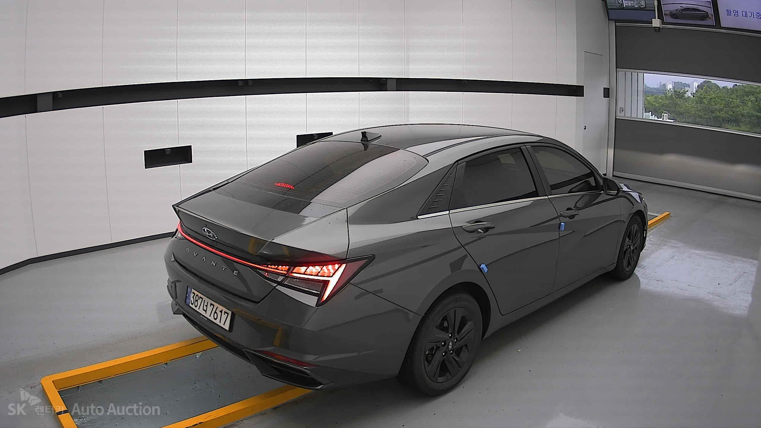 2023 - hyundai avante