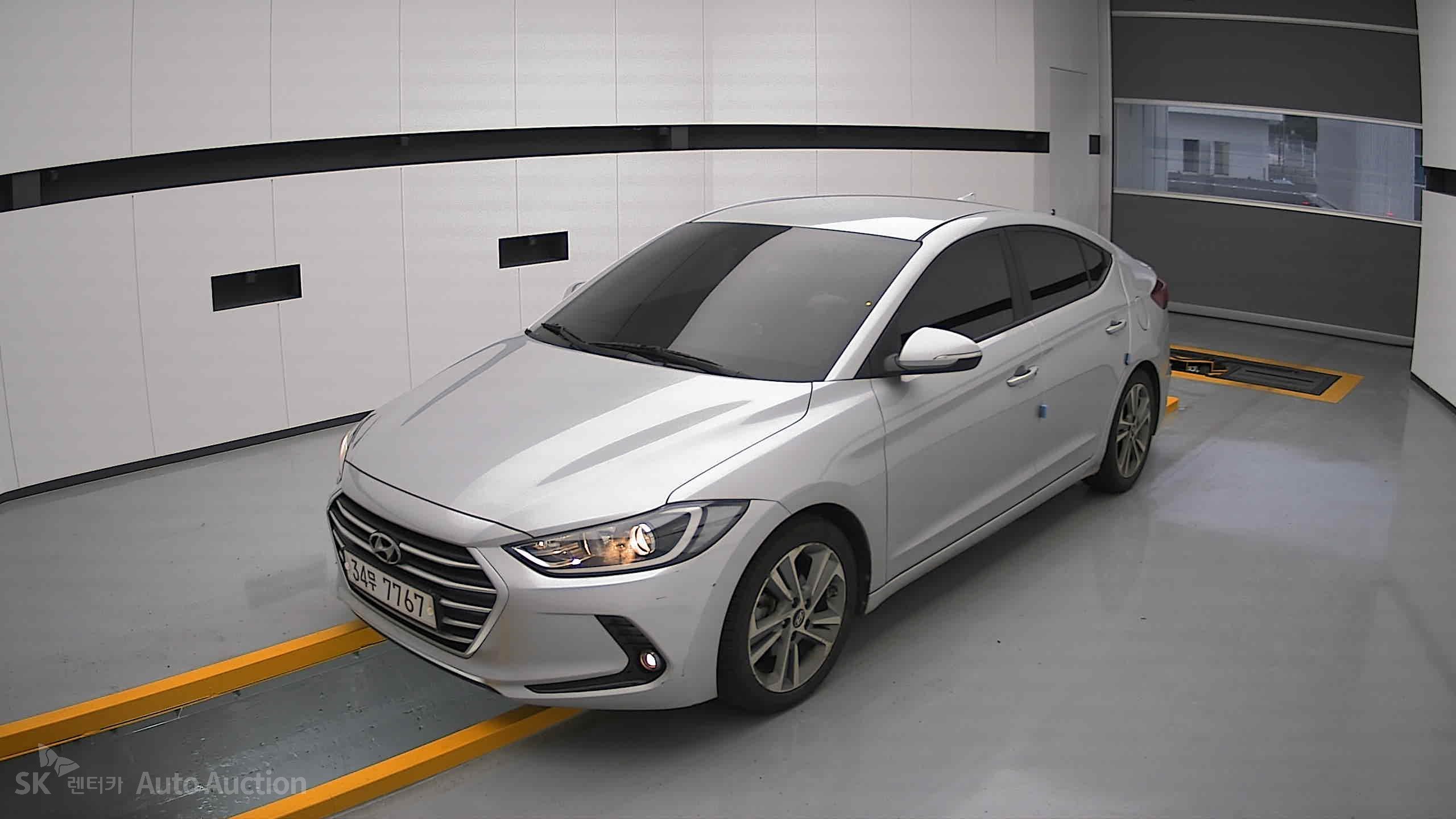2018 - hyundai avante ad