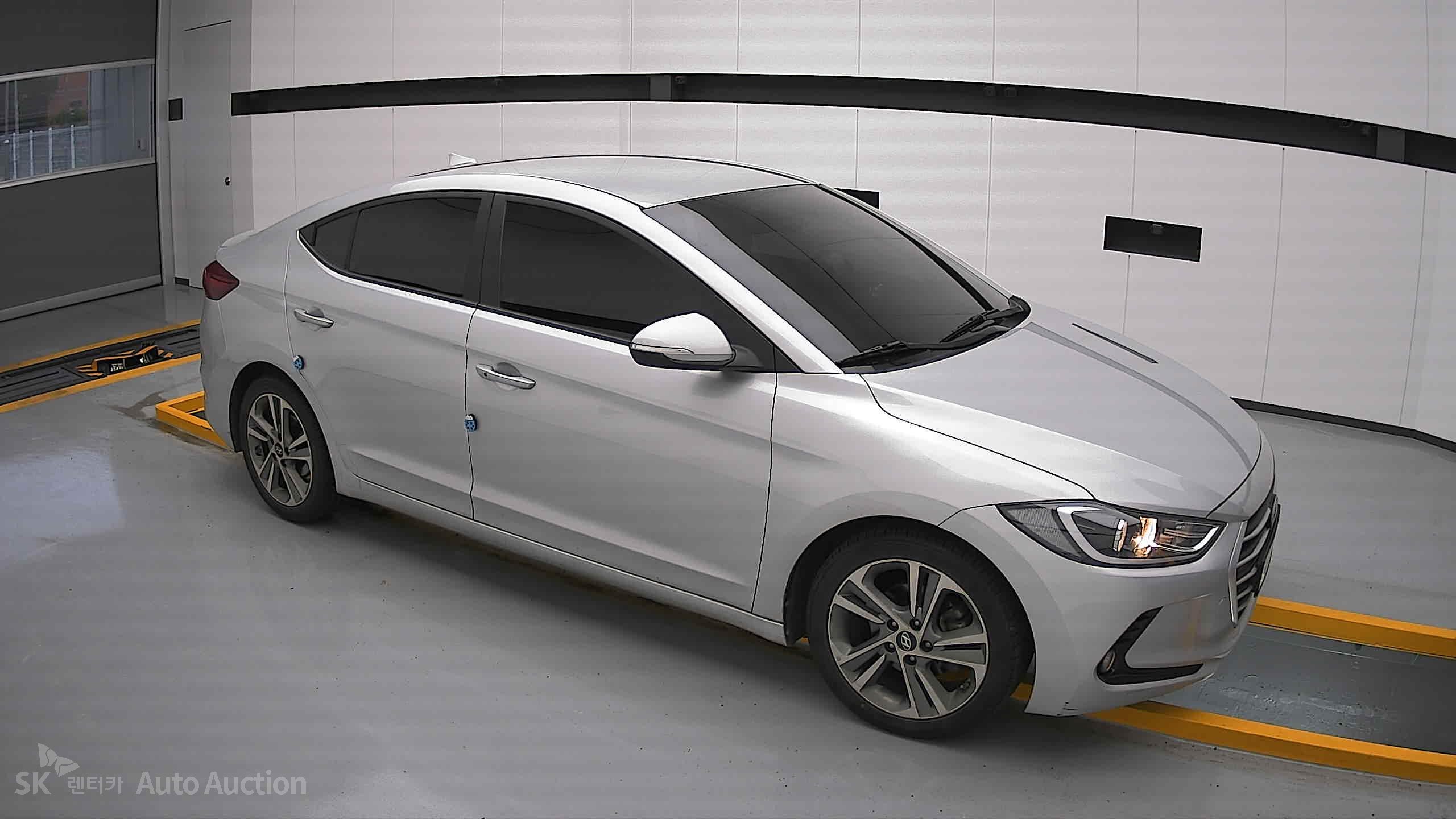 2018 - hyundai avante ad