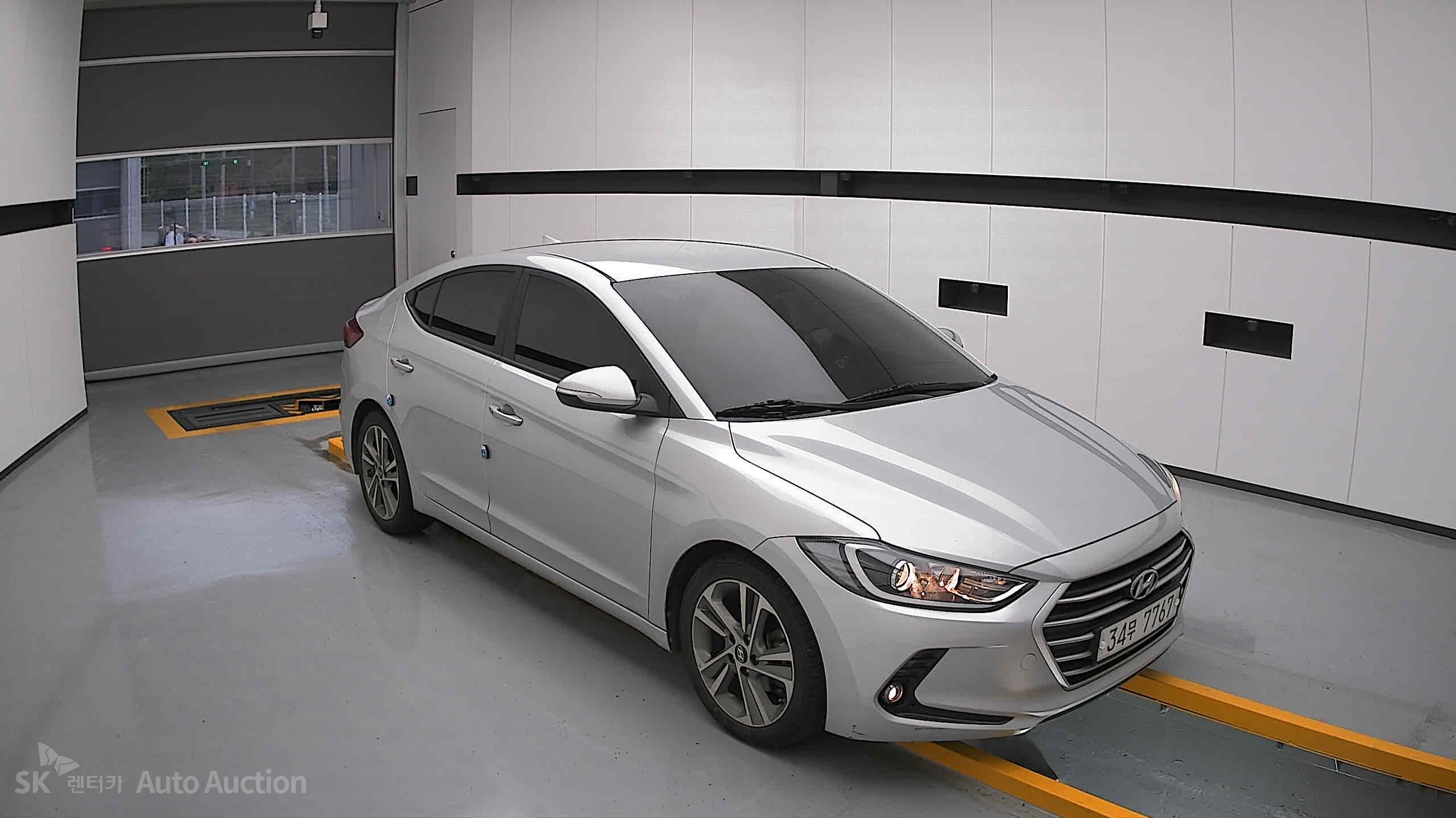 2018 - hyundai avante ad