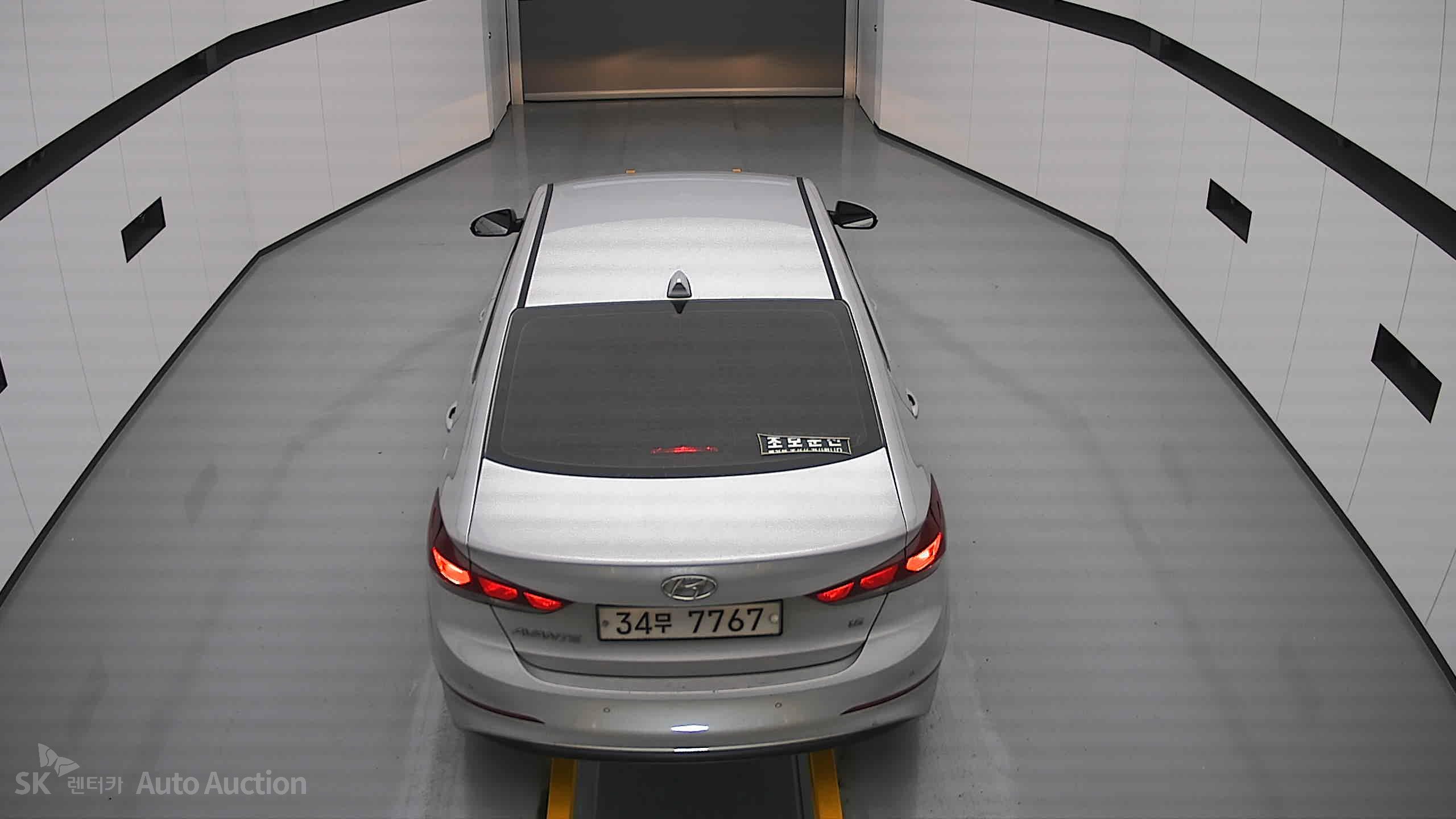 2018 - hyundai avante ad