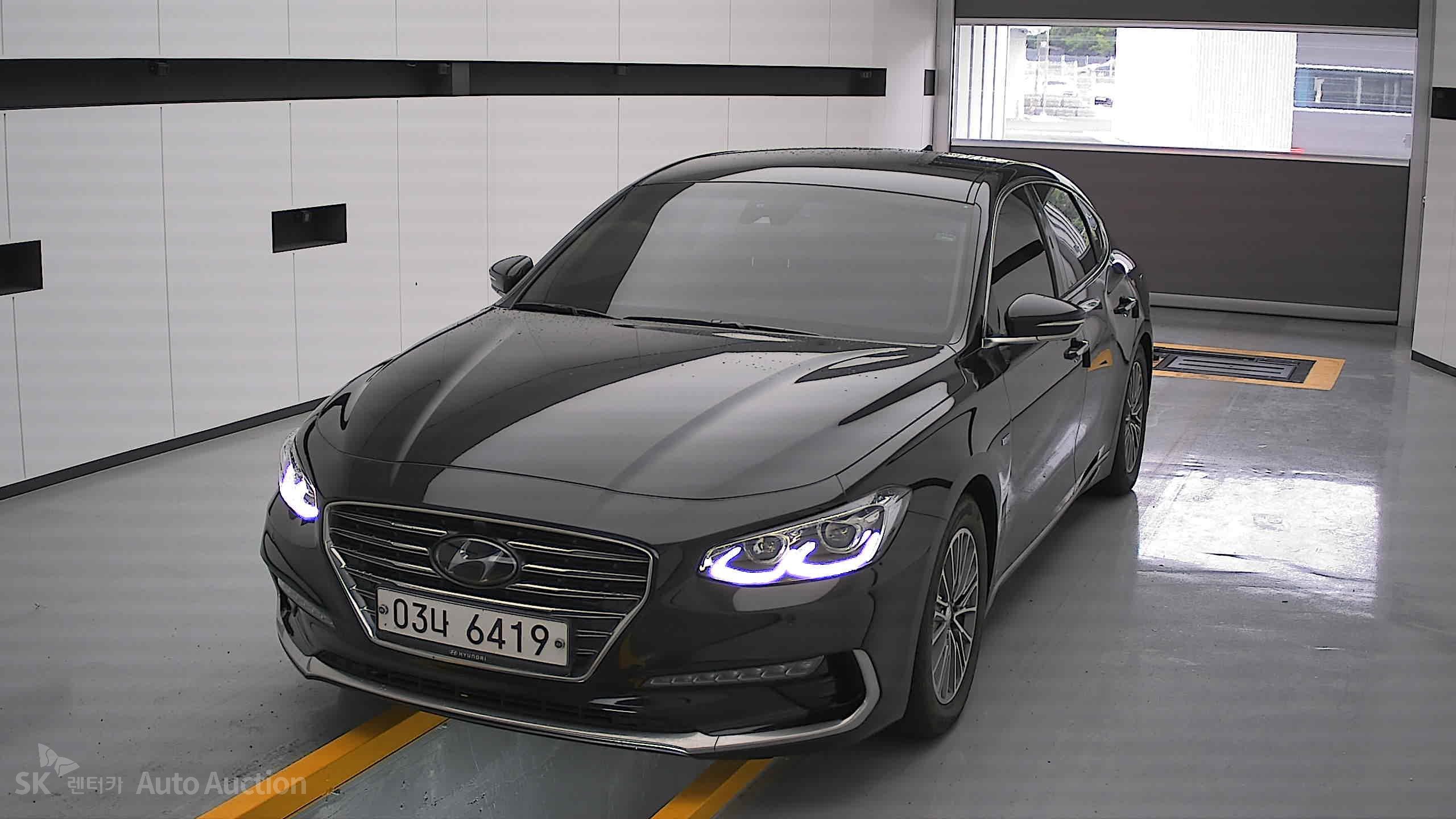 2018 - hyundai grandeur
