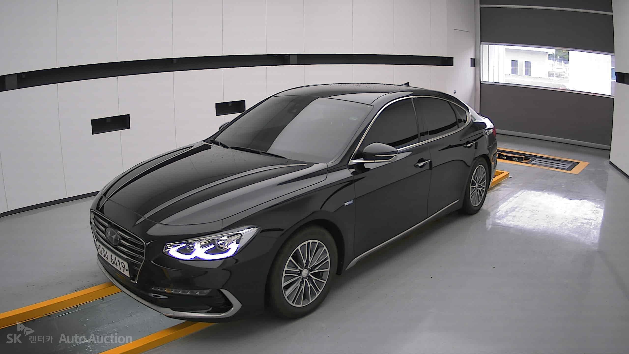 2018 - hyundai grandeur