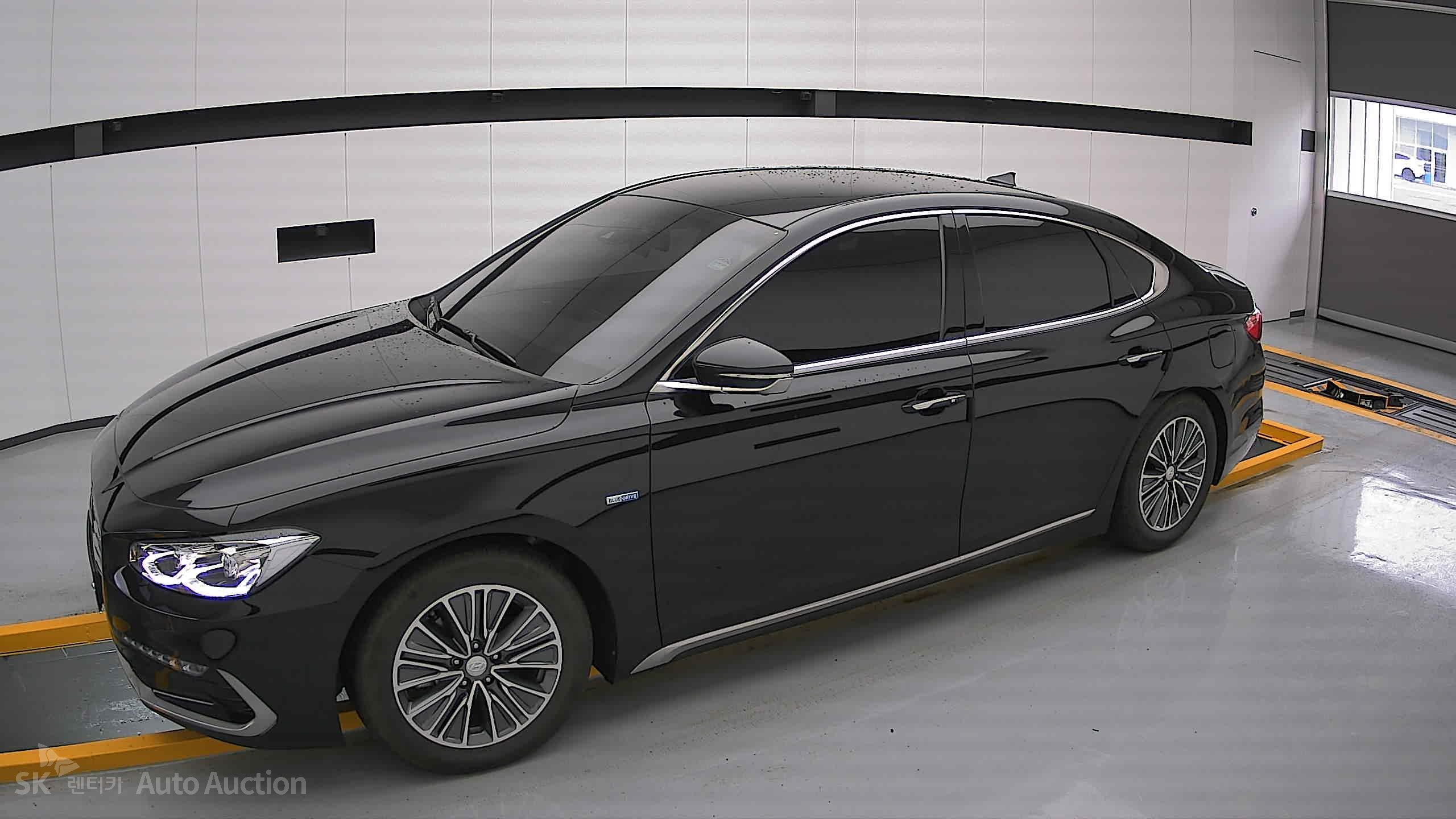 2018 - hyundai grandeur