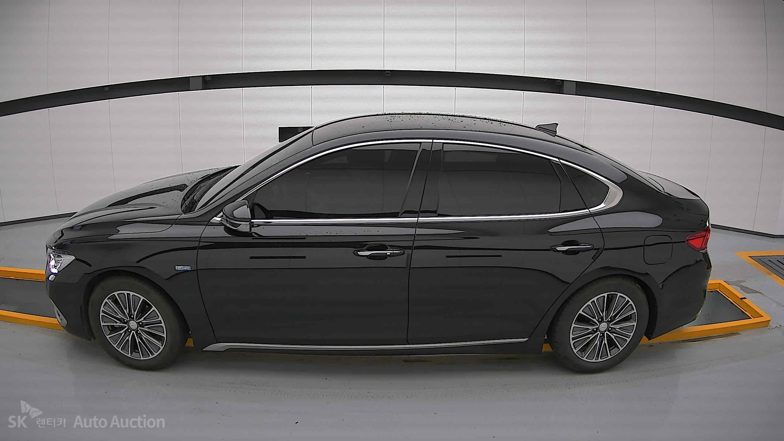 2018 - hyundai grandeur