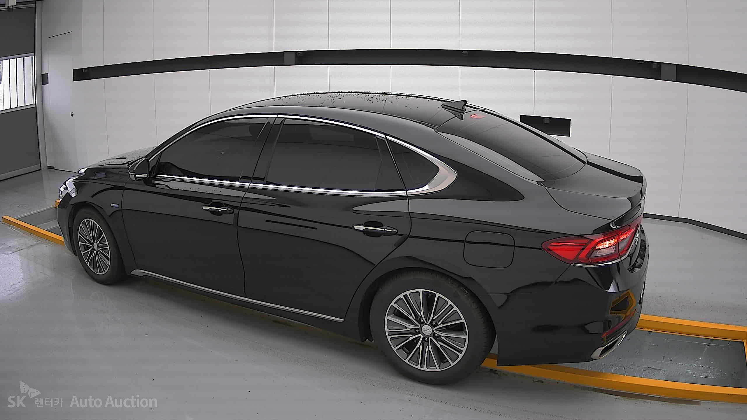 2018 - hyundai grandeur