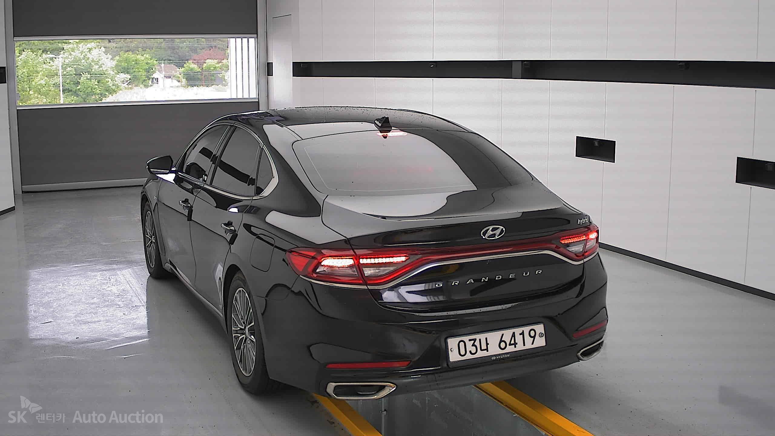 2018 - hyundai grandeur