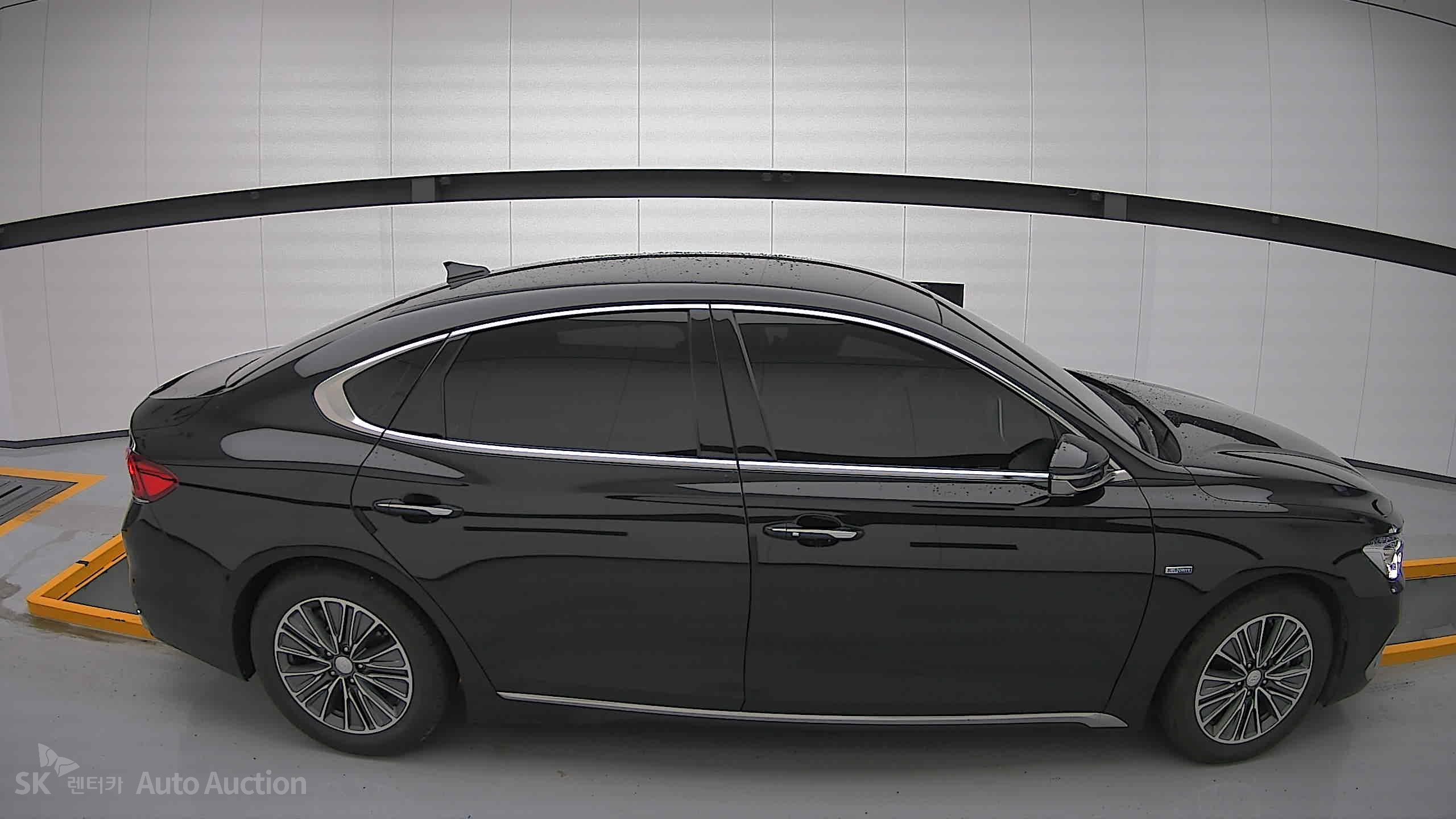 2018 - hyundai grandeur