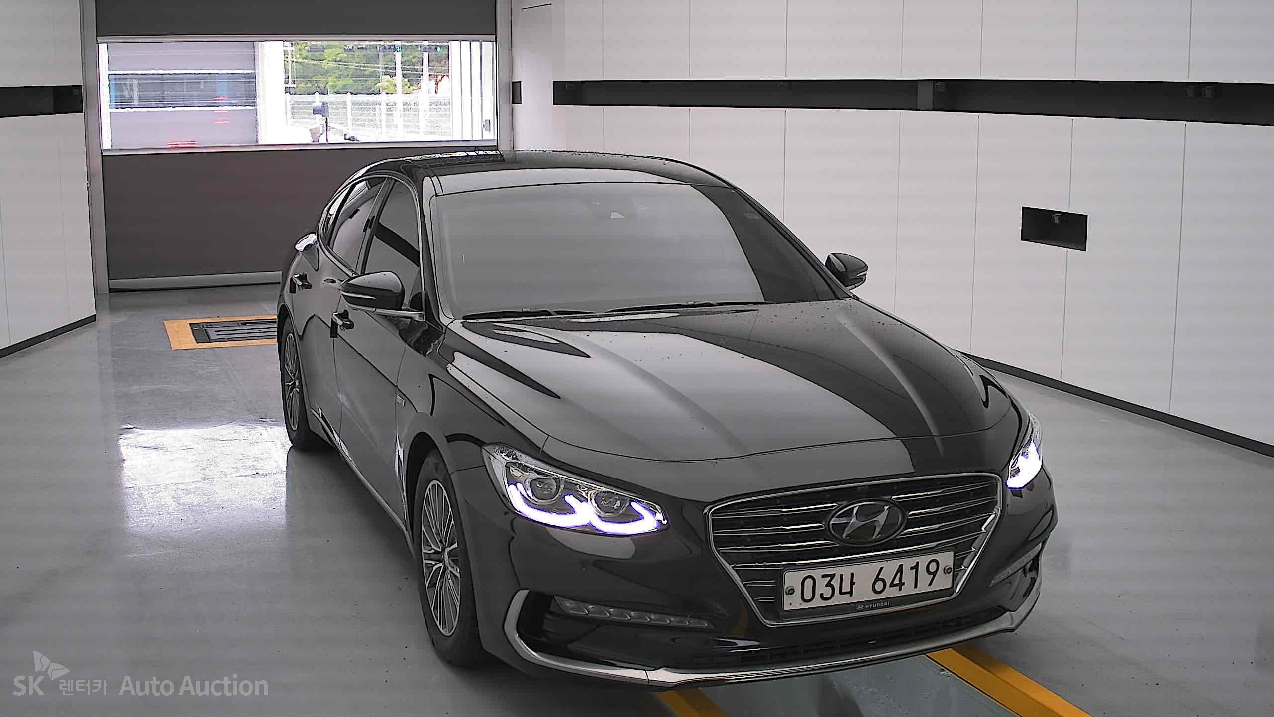 2018 - hyundai grandeur